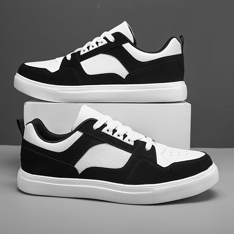 Black and White Casual Skate Shoes for Men and Women with Lace-Up Closure and EVA Sole