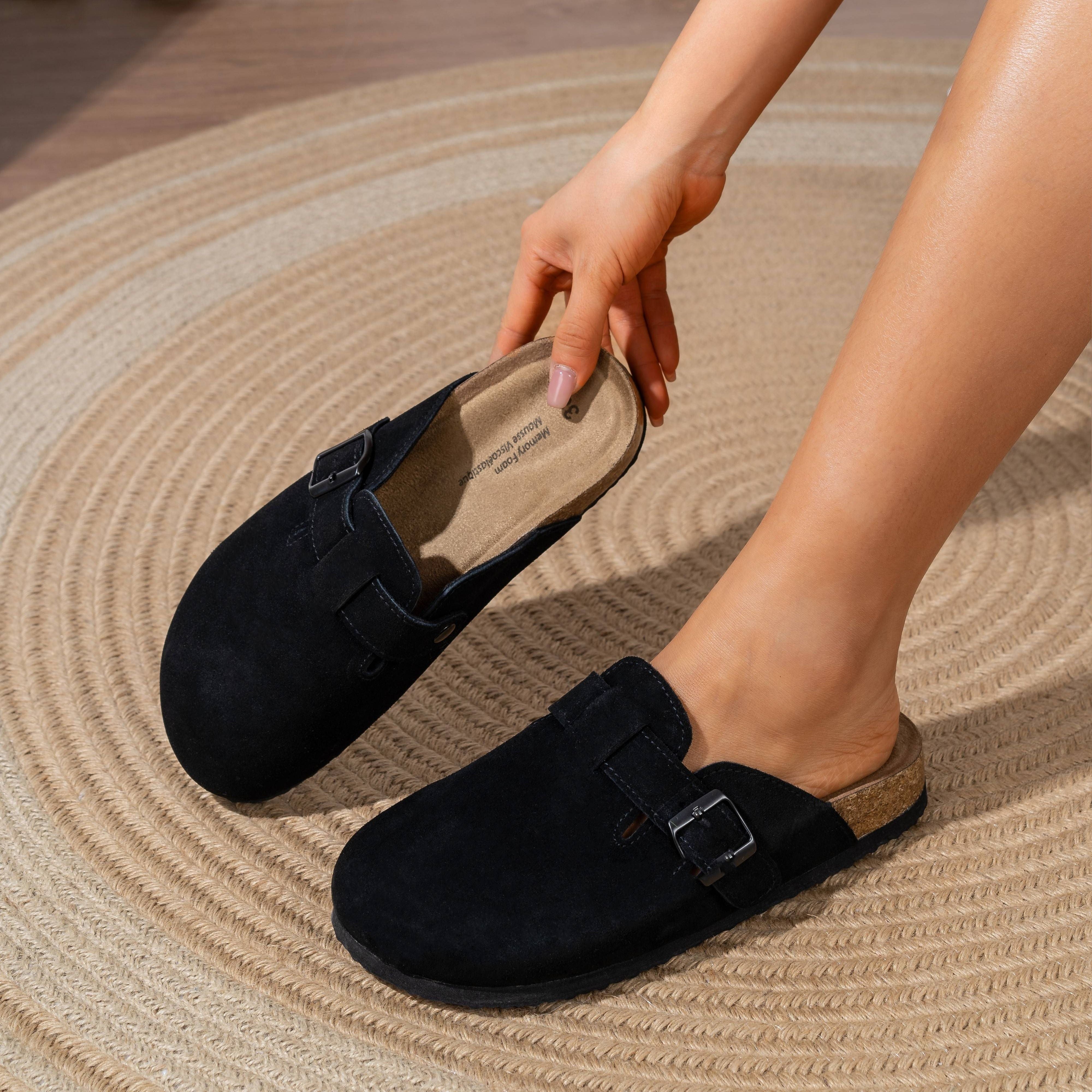 Ayollar uchun felt shippaklar ichki va tashqi, sirpanmaydigan, qulay qishki poyabzal