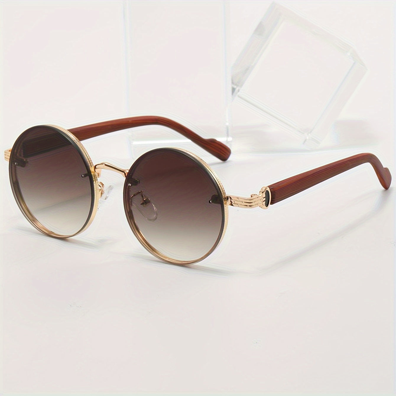 Unisex Retro Steampunk Metal Frame Glasses with Wood Grain Temples for Outdoor Sports and Travel