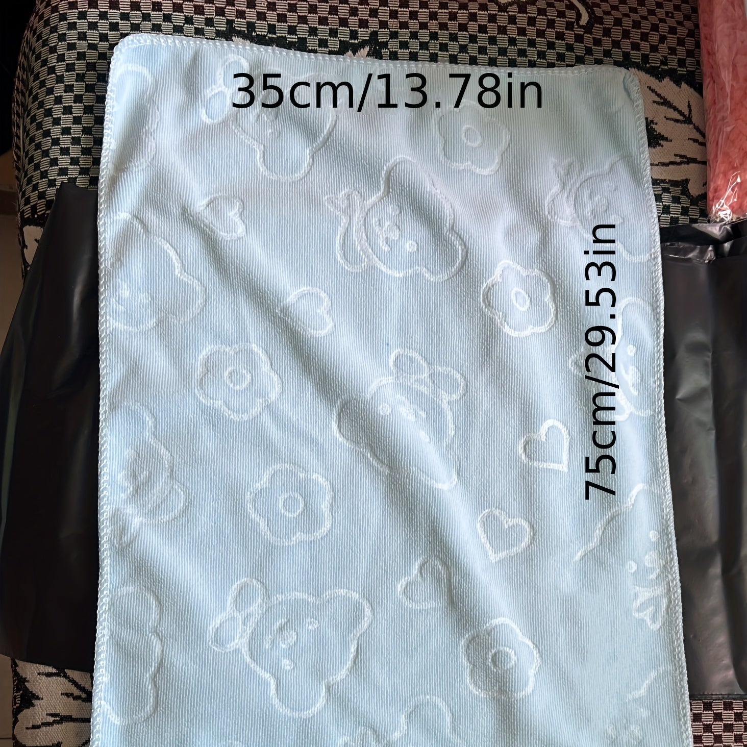 Yumshoq mikrofiber qo'l sochiq, sevimli ayiq dizayni bilan, yuqori singdiruvchi va qalin, hammom uchun ideal, 35.0x75.01 sm, zamonaviy uslub.