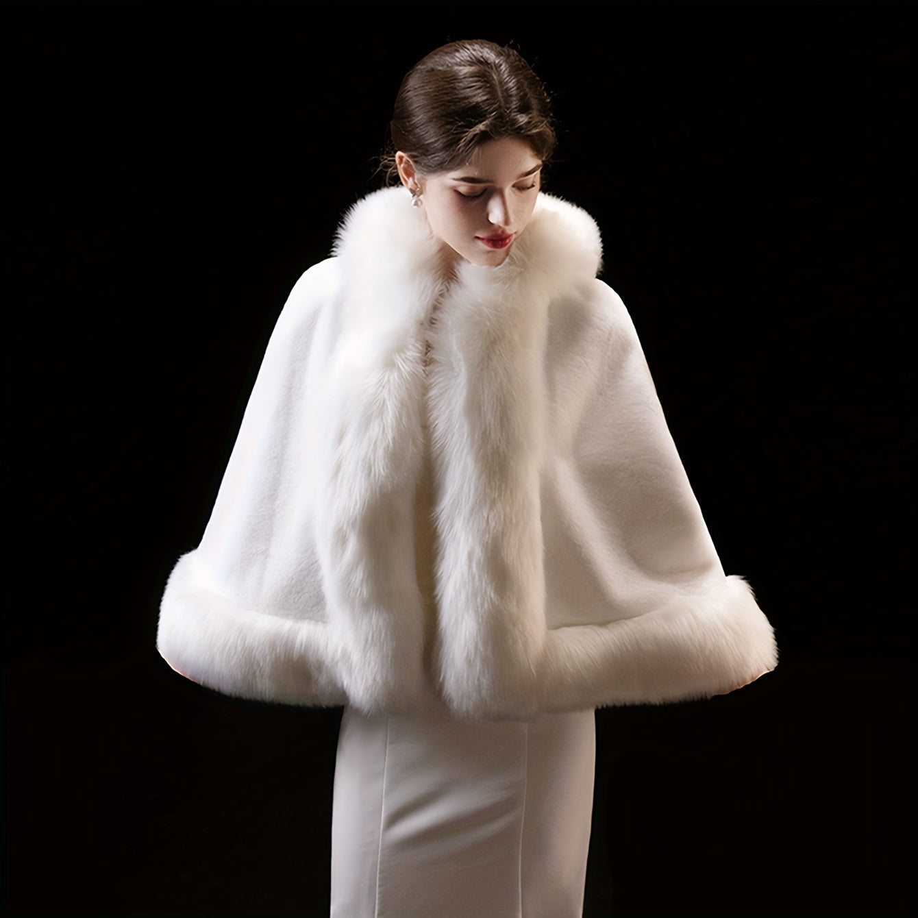 Women's Faux Fur Bridal Shawl Wrap Polyester Fiber Elegant Wedding Cape for Women