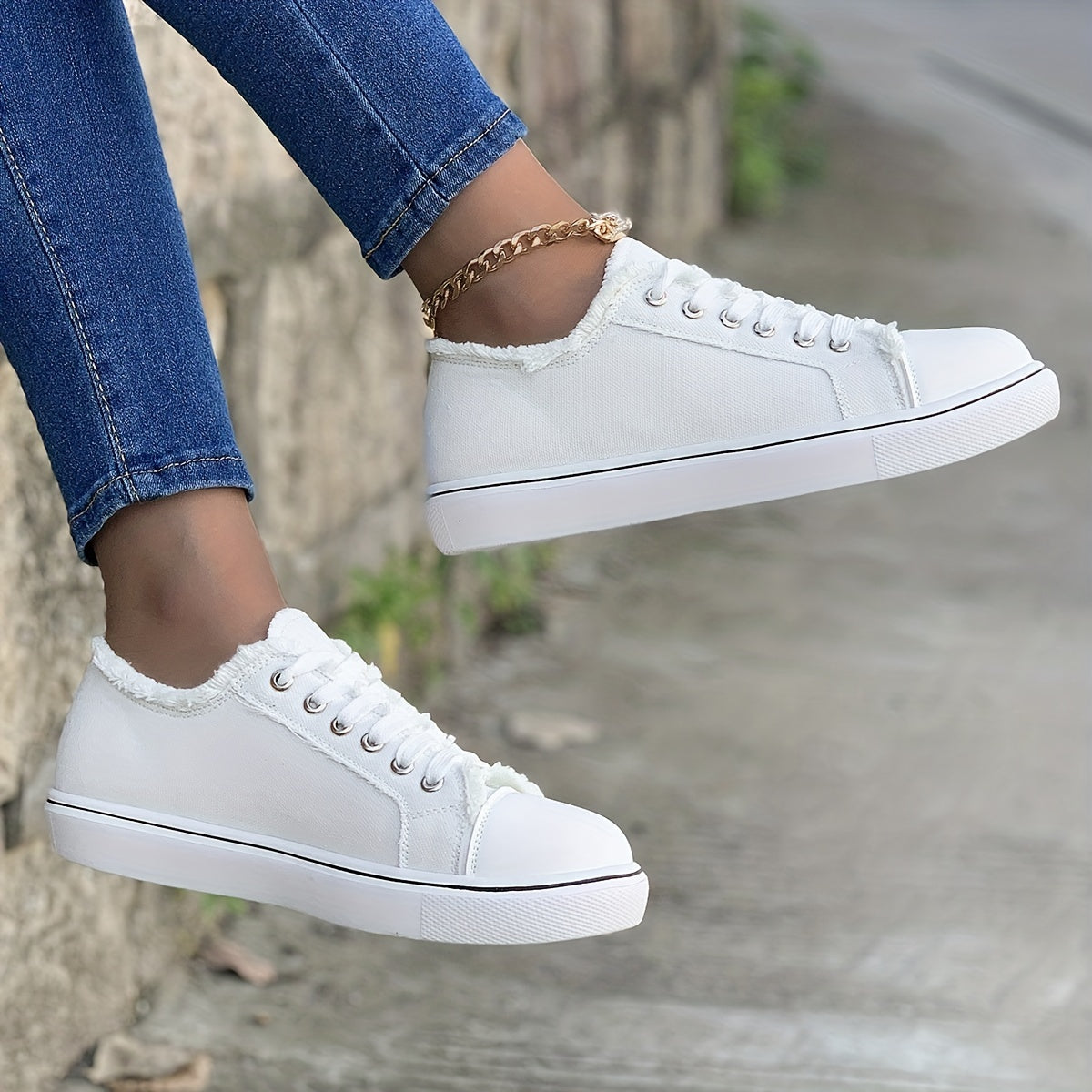 Women's Casual Canvas Sneakers, Low Top, Flat Walking Shoes Plus Size
