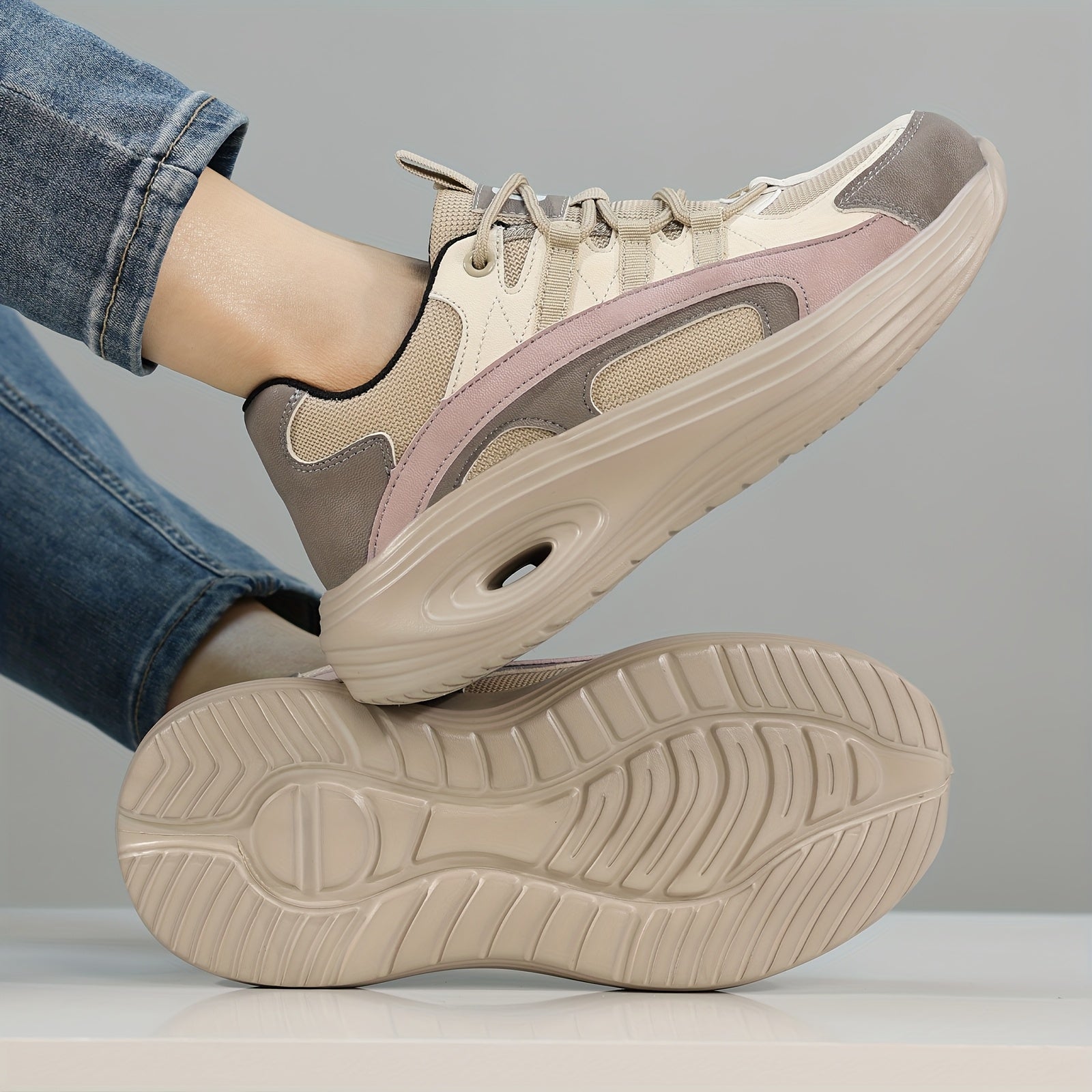 Women's Breathable Mesh Sneakers Lightweight Slip-Resistant Steel Toe Casual Shoes