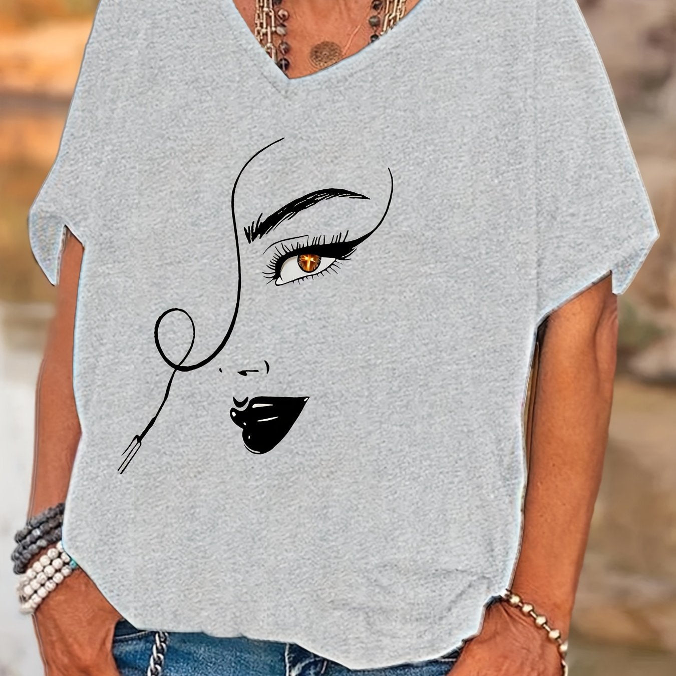 Туника для женщин больших размеров светло-серого цвета с V-образным вырезом и рукавами баттерфляй, повседневный стильный топ