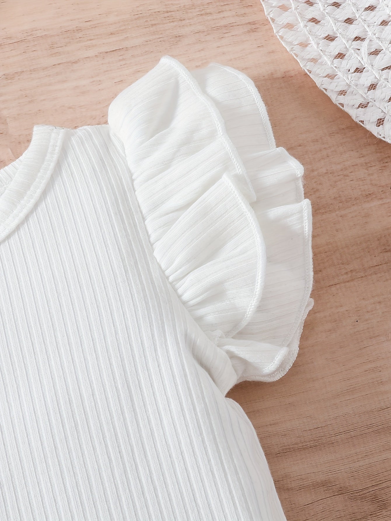 Baby Girl Ruffle Sleeve Top and Shorts Set Cotton Spring Summer 0-3 Years