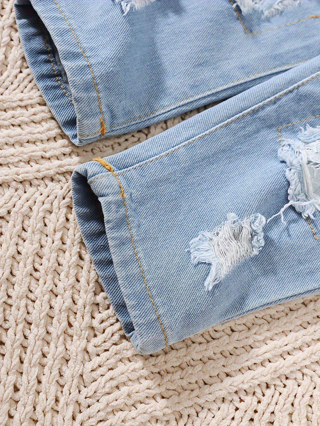 Girls' White Lace Fly Sleeve Top and Ripped Denim Jeans Set for Spring Summer Fall