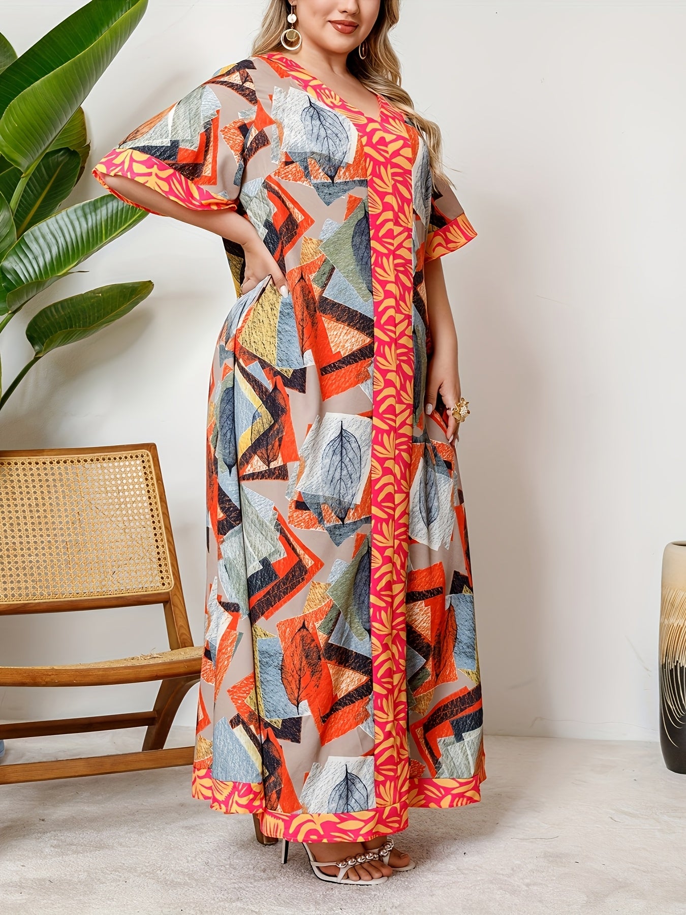 Plus Size Women's V-Neck Dress with Contrast Stitching and Middle East Style