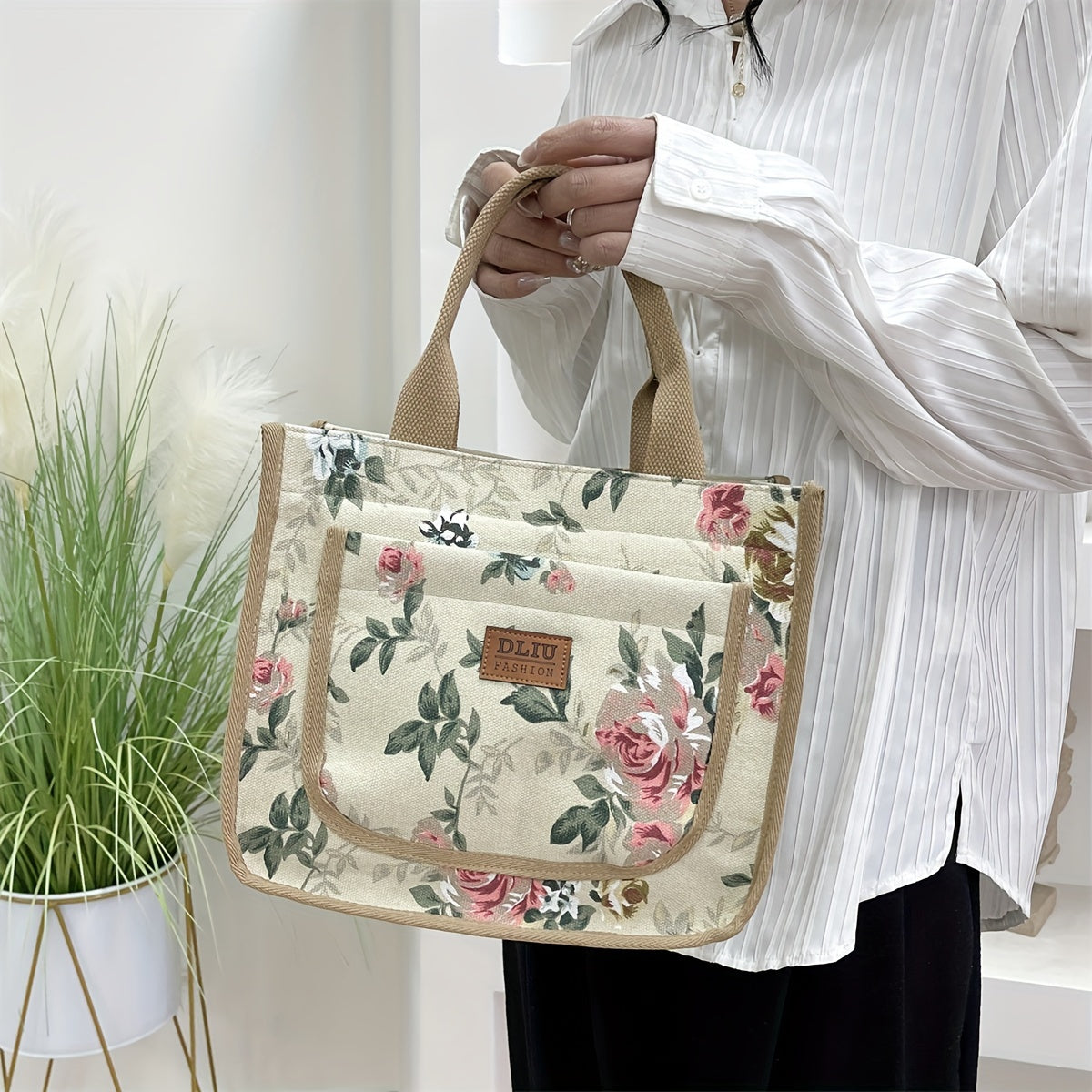 Floral Print Canvas Tote Bag with Zipper Closure and Fixed Shoulder Straps for Daily Commute Black Beige Green