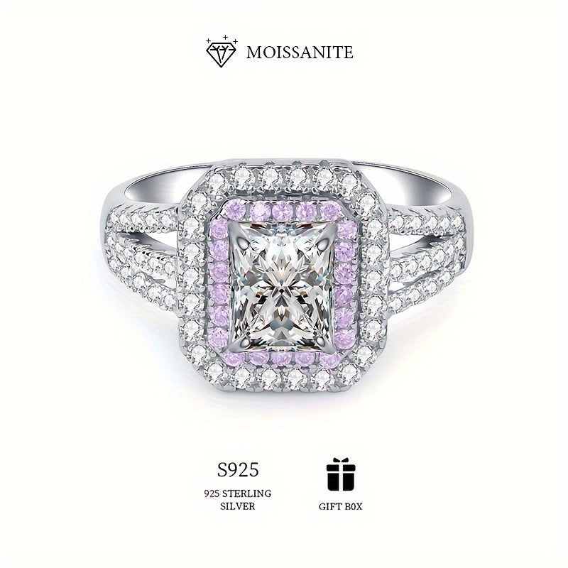 S925 Sterling Silver Luxury Halo Ring, 2 karat kvadrat kesimli Moissanite bilan bezatilgan, to'ylar yoki maxsus tadbirlar uchun mukammal. Gippoallergen va partiyalar va banketlar uchun ideal, bu ajoyib asar Moissanite sertifikati bilan birga keladi va