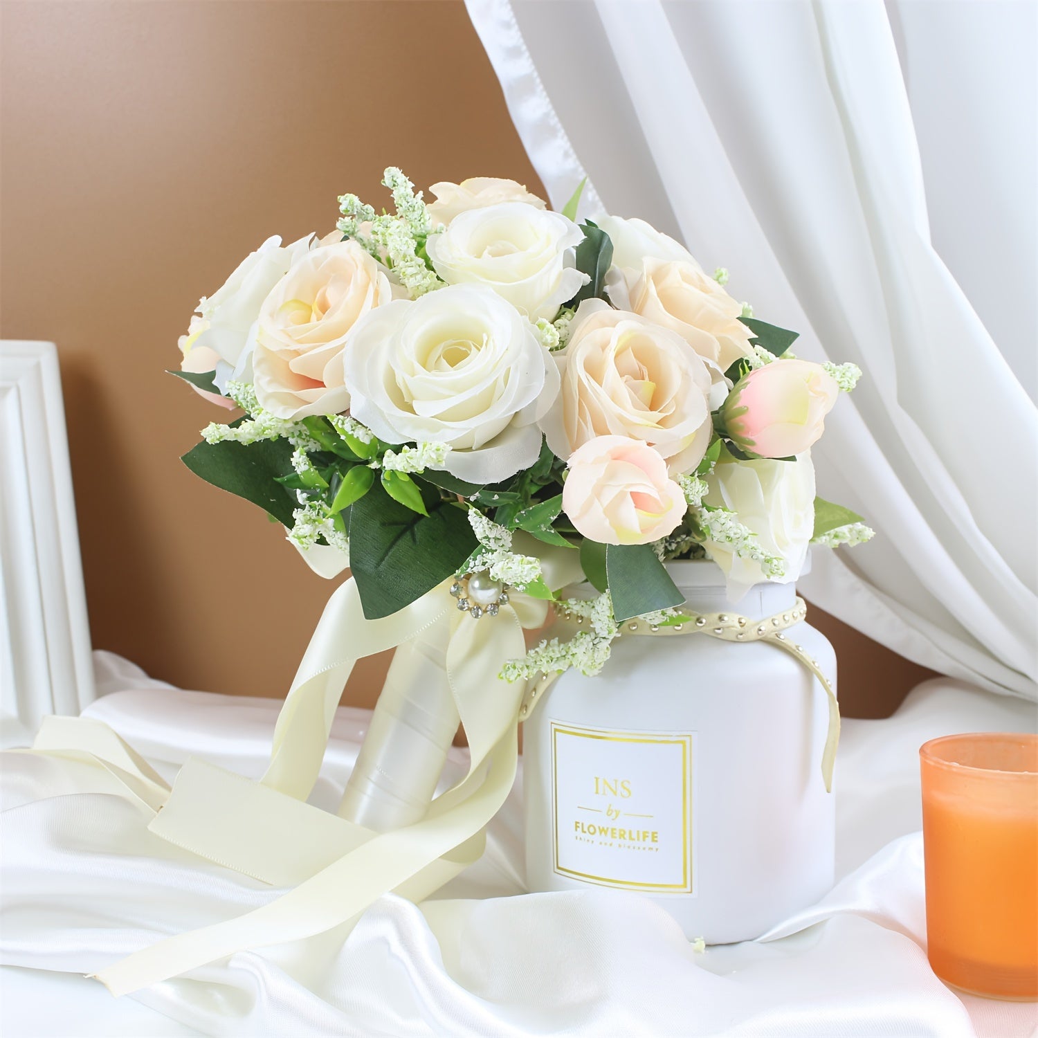 Qo'lda tayyorlangan gül buketi, sun'iy marjonlar va konopka ipi bilan, to'ylar va tadbirlar uchun