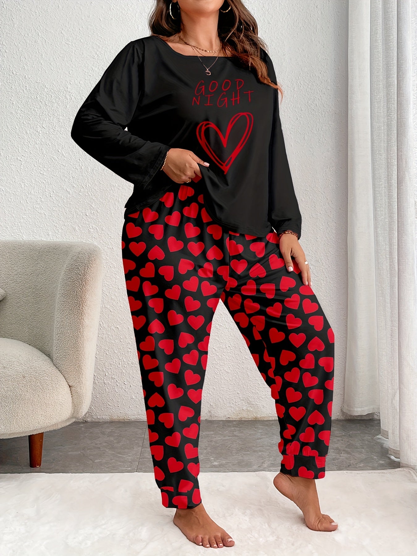 Plus Size Women's Cozy Heart Print Pajama Set Long Sleeve Pants Polyester Black White