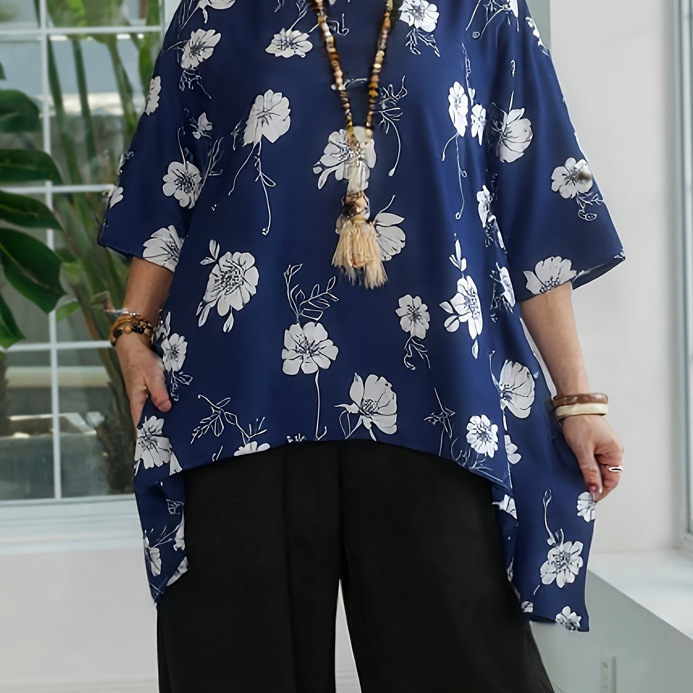 Plus Size Women's Floral Print Asymmetrical Hem Blouse Breathable Casual Top