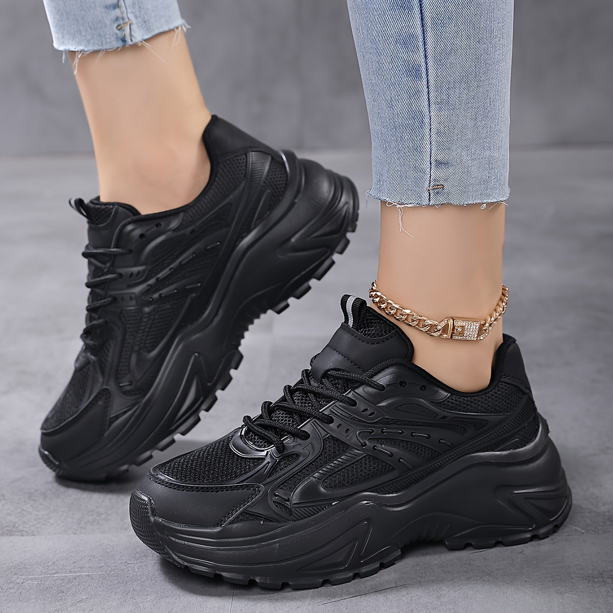 Women's Mesh Chunky Sneakers Solid Color Height Increasing Walking Trainers