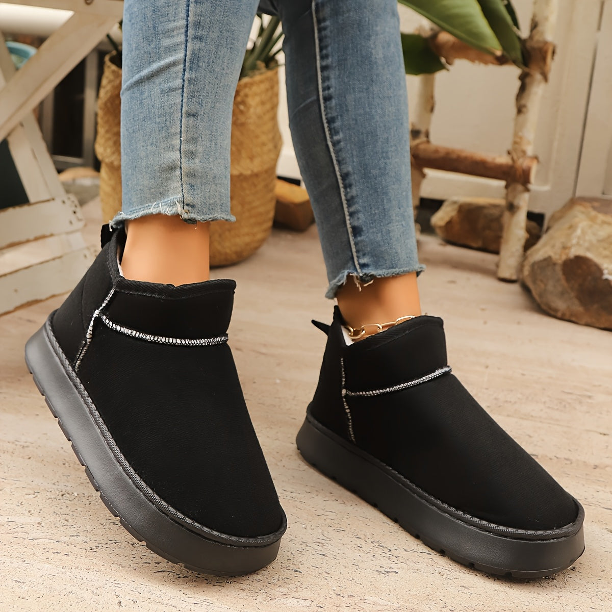 Women's Winter Snow Boots Casual Slip-On Warm Fabric Indoor Outdoor Shoes