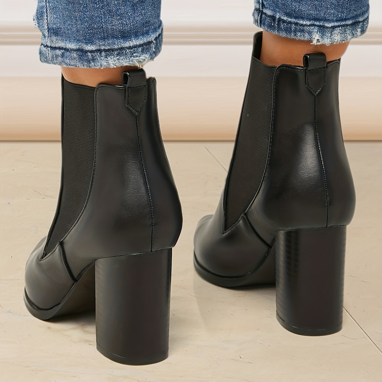 Women's Autumn Winter Short Western Boots with Thick Heels and Pointed Toe