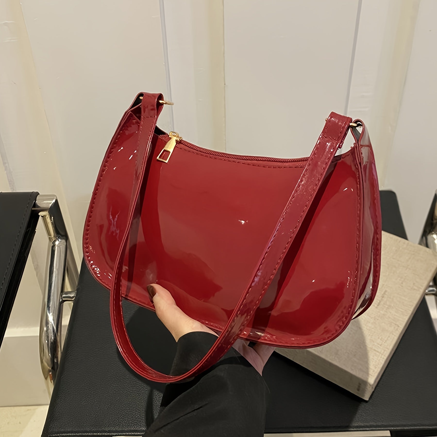 Bolso de hombro brillante de PU blanco con cremallera, bolso casual sin forro para trabajo y compras