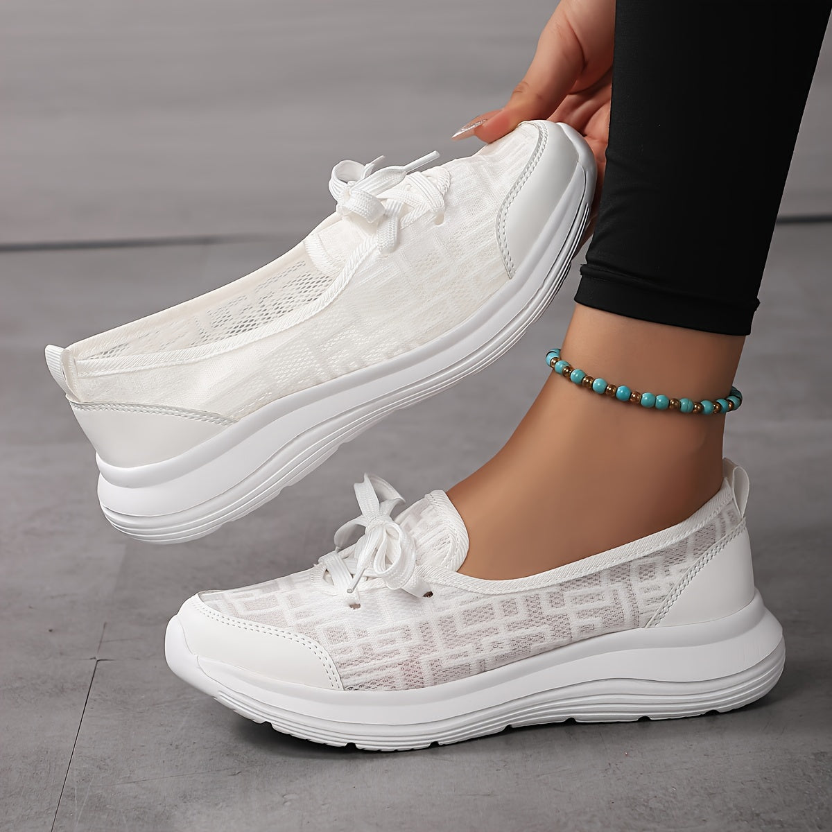 Women's Mesh Slip-On Sneakers Breathable Lightweight Flat Shoes 35-42