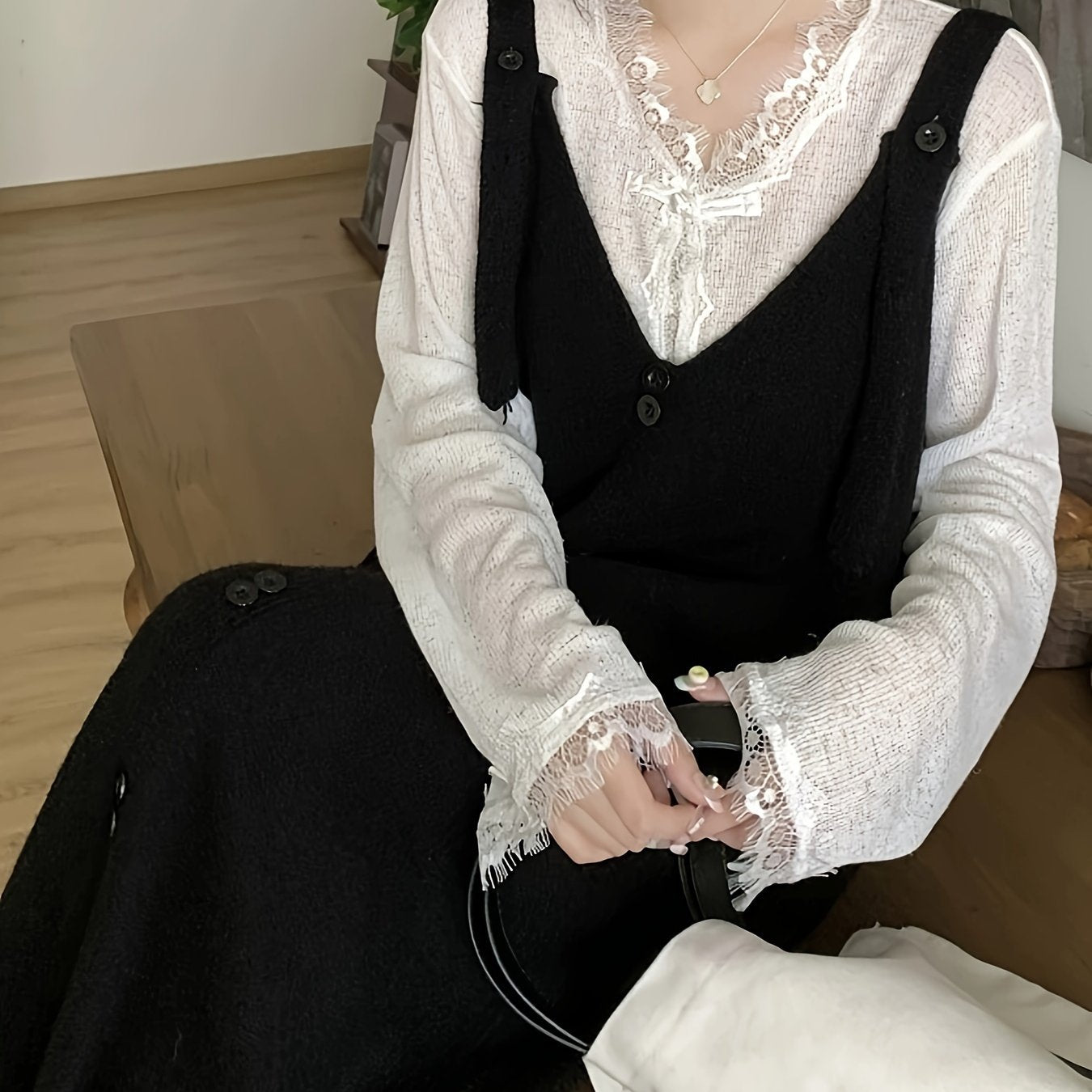 Women's Sleeveless V-Neck Maxi Dress with Buttons, Elastic Solid Color Casual Layering