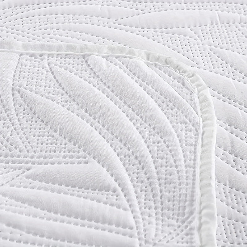 Bedroom Dormitory Bedspread Set with Leaf Embossed Design and Pillowcases