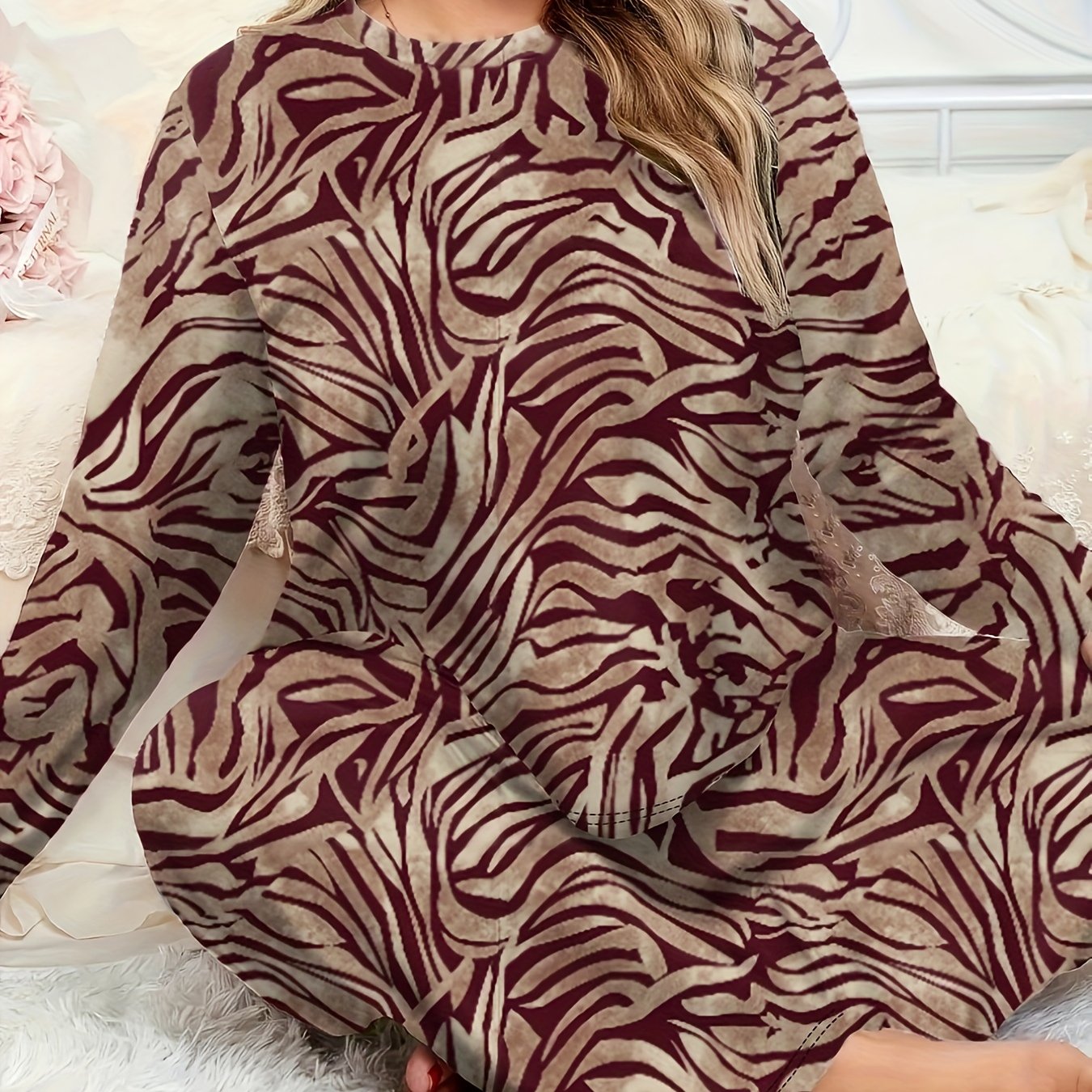 Leopard Print Women's Pajama Set 100% Polyester Knit Long Sleeve Pants Loungewear