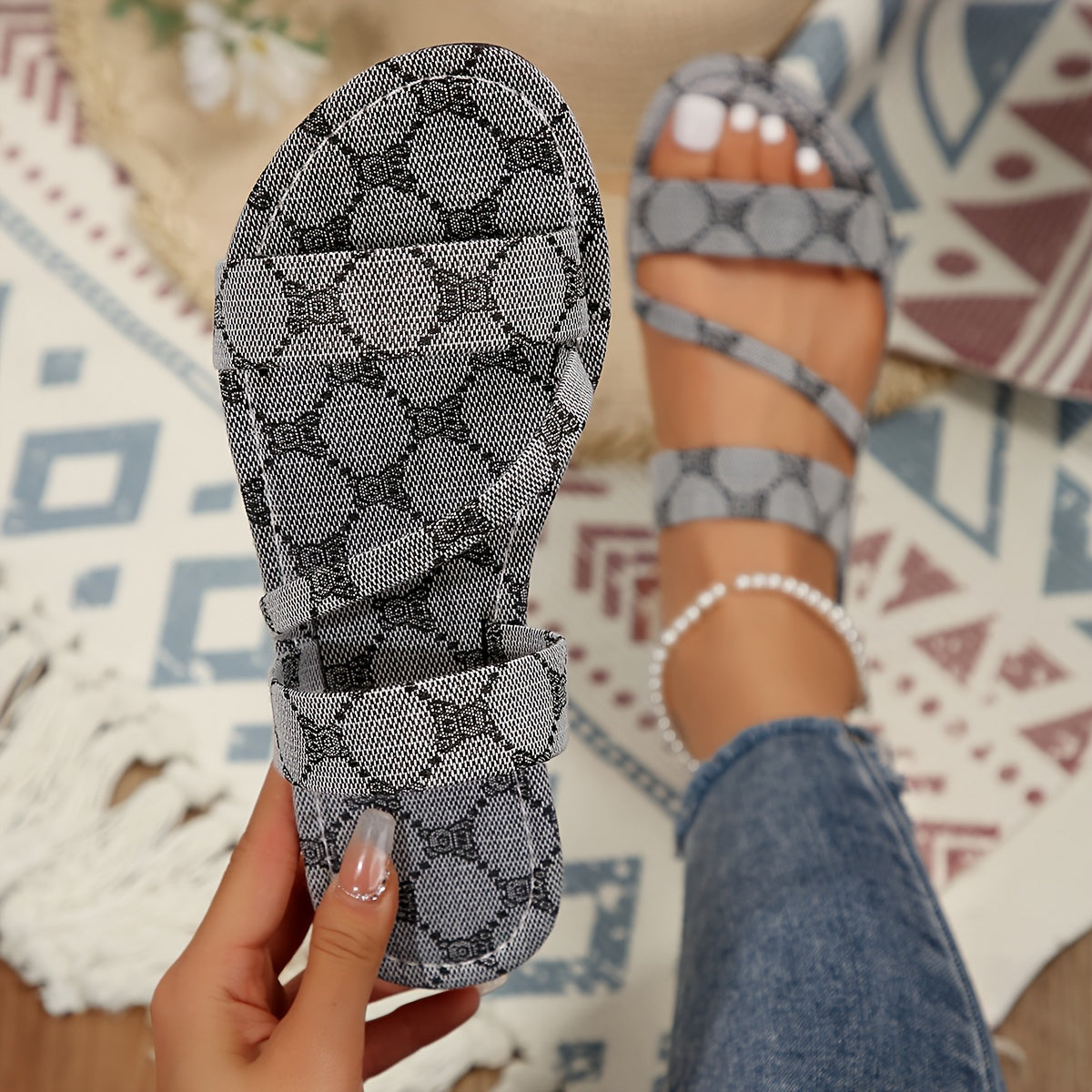 Women's Cartoon Print Slip-On Summer Slides Beach Casual Flat