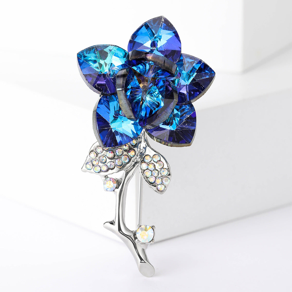 Elegant Crystal Rose Brooch Pin with Rhinestones and Floral Design