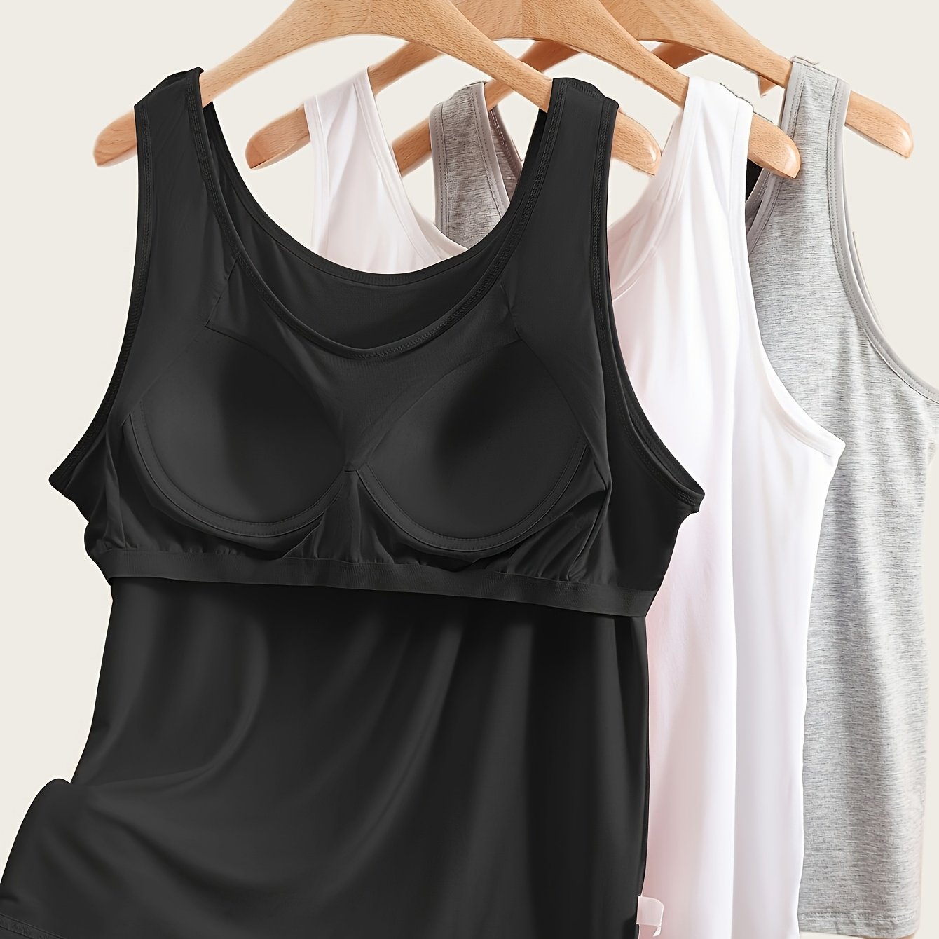 Women's Plus Size Sleeveless Yoga Tops with Built-In Bra Pads Set