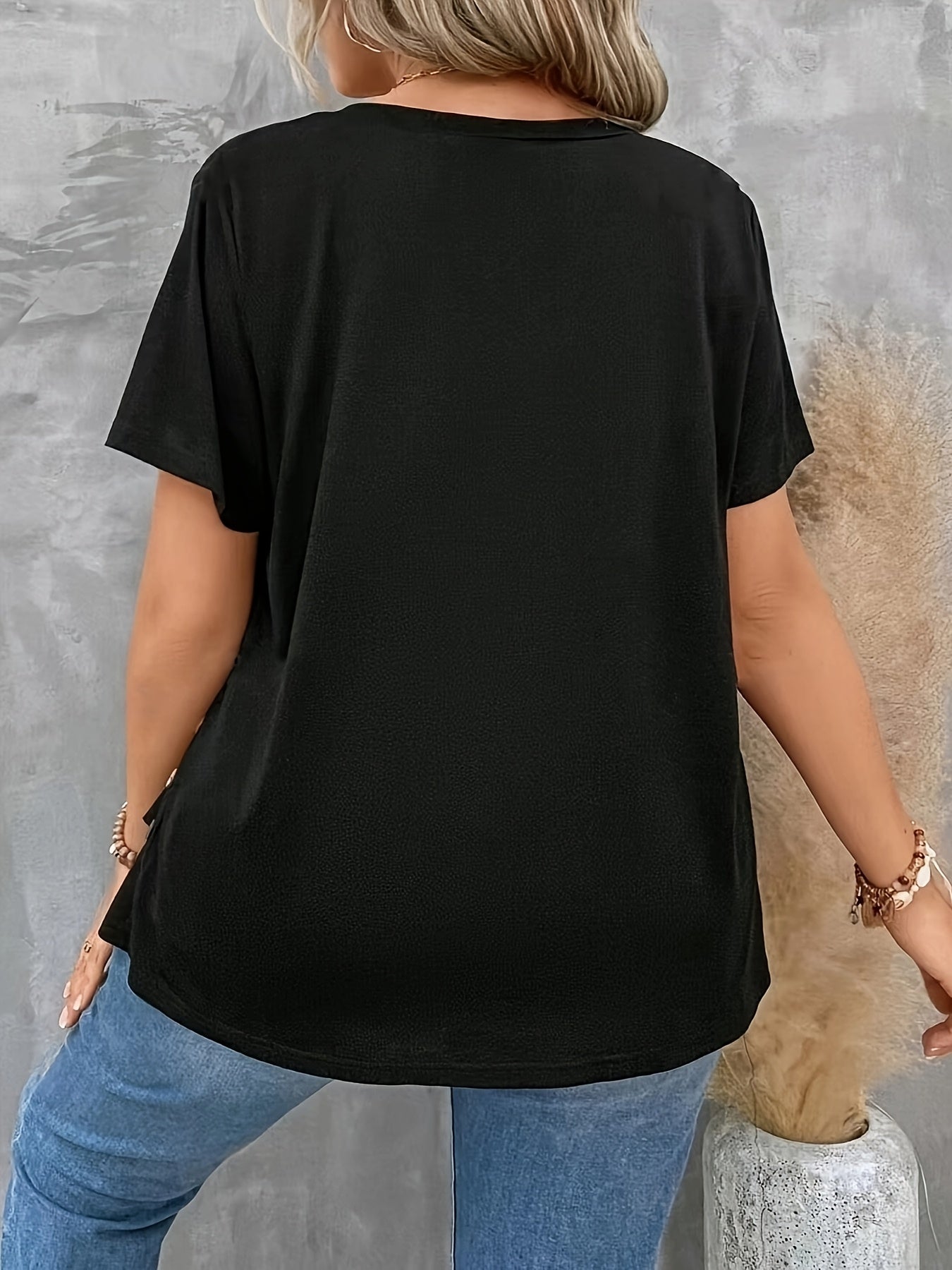 Plus Size Women's V-Neck Button T-Shirt Polyester Casual Short Sleeve