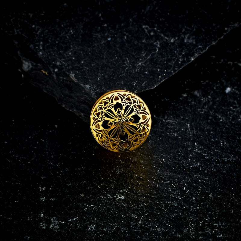 2 ta Hip Hop zanglamas po'latdan yasalgan quloq kengaytmalari to'plami, oltin gullar dizayni bilan - Har kuni kiyish va partiyalar uchun ideal. Kengaytiriluvchi yoki tunel sifatida ishlatilishi mumkin.