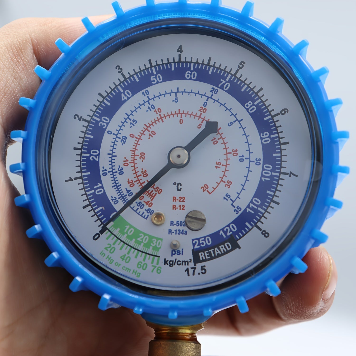 A/C Charging and Diagnostic Tool Copper Refrigerant Recharge Pressure Gauge for Air Conditioning