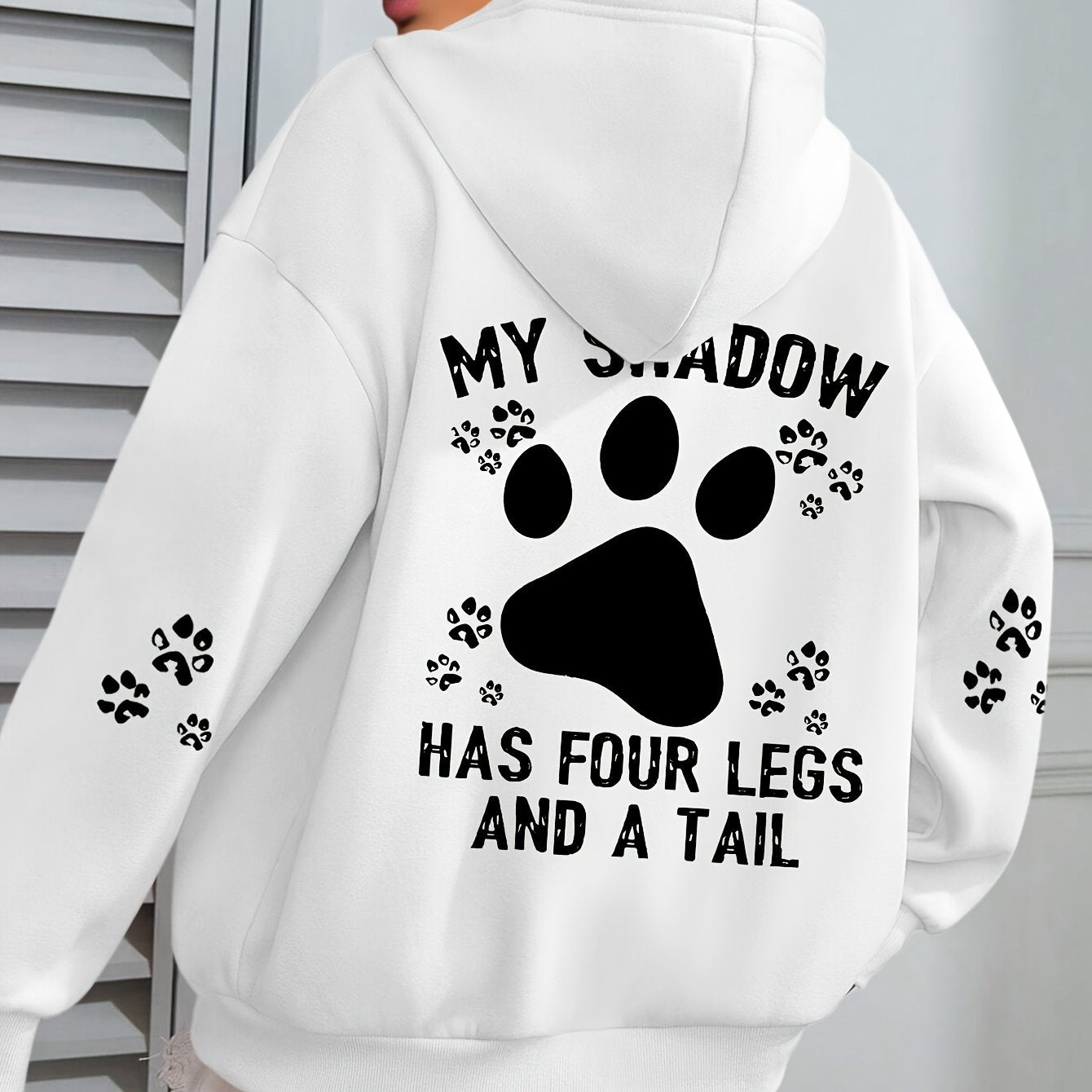 Plus Size Women's Casual Hoodie Graphic Pullover with Paw Print Design