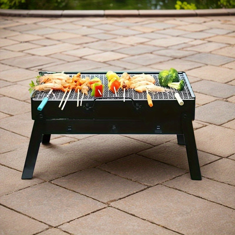 Tashqarida sayohat qilish va bog' BBQ uchun portativ ko'mir grill, bukiladigan, kichik dizayn va yog'och ko'mir grill bilan. BBQ uchun ideal.