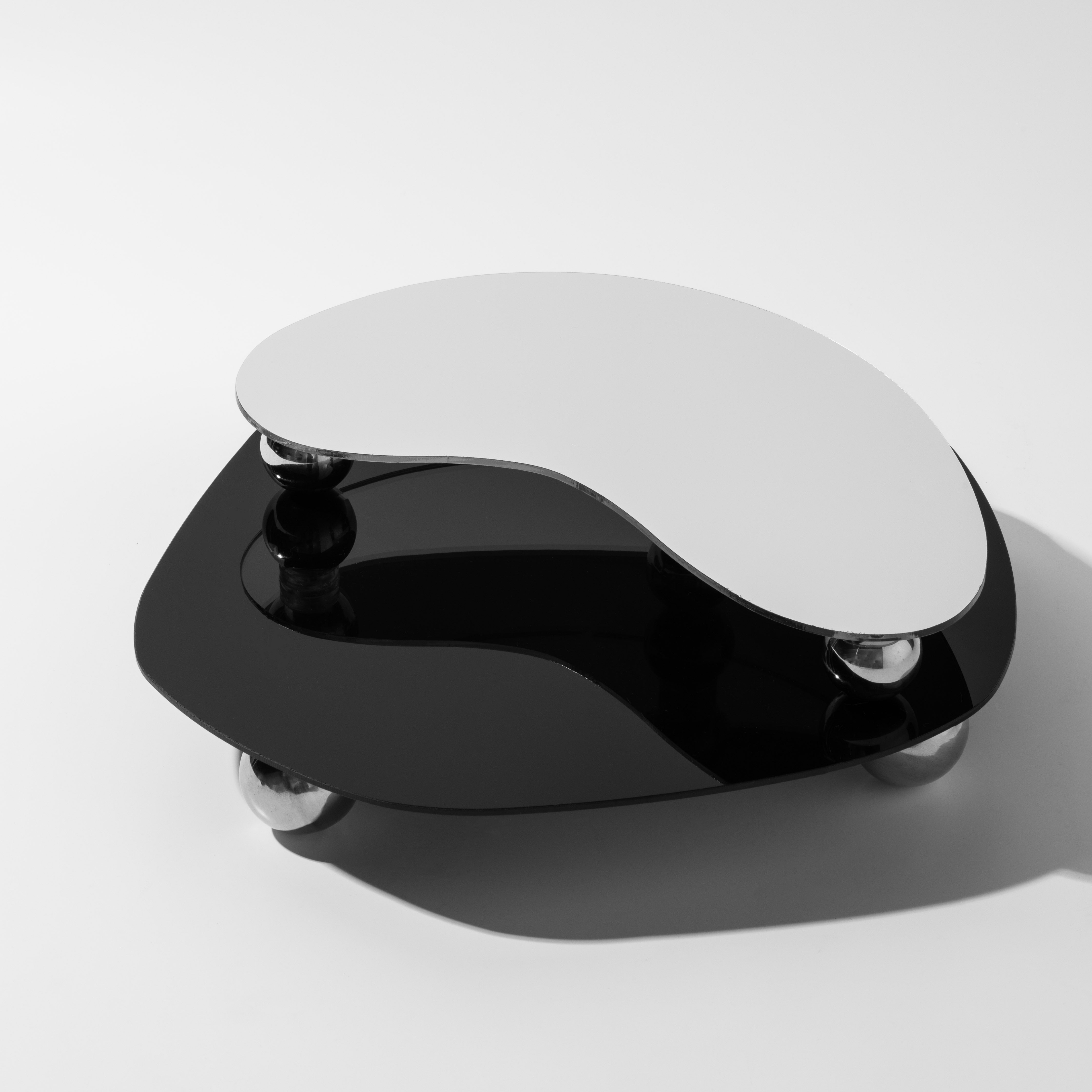 Black Acrylic Moon-Shaped Geometric Tray for Aromatherapy and Home Decor