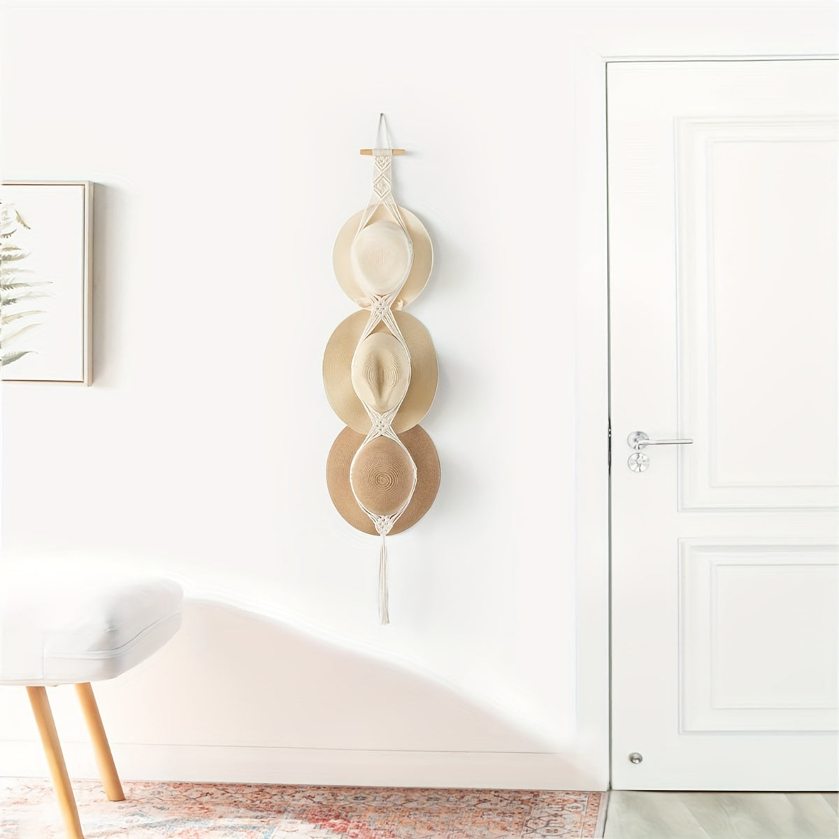 Organizador de pared de cuerda de algodón trenzado para sombreros y decoración de habitación con borlas