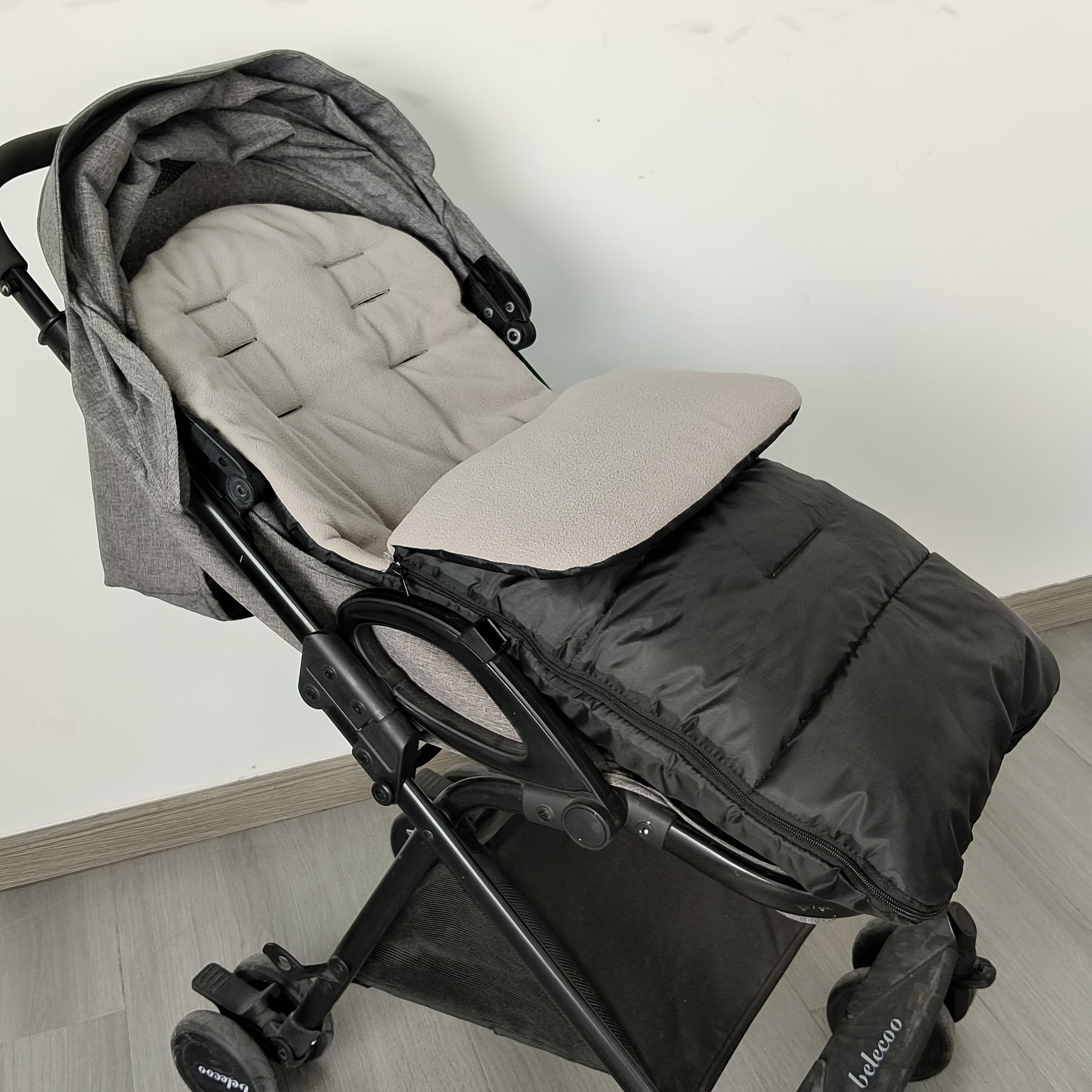 Bola aravachasi matosi, suv o'tkazmaydigan, shamol o'tkazmaydigan, fleece ichki qavati, polyester sayohat yostiq