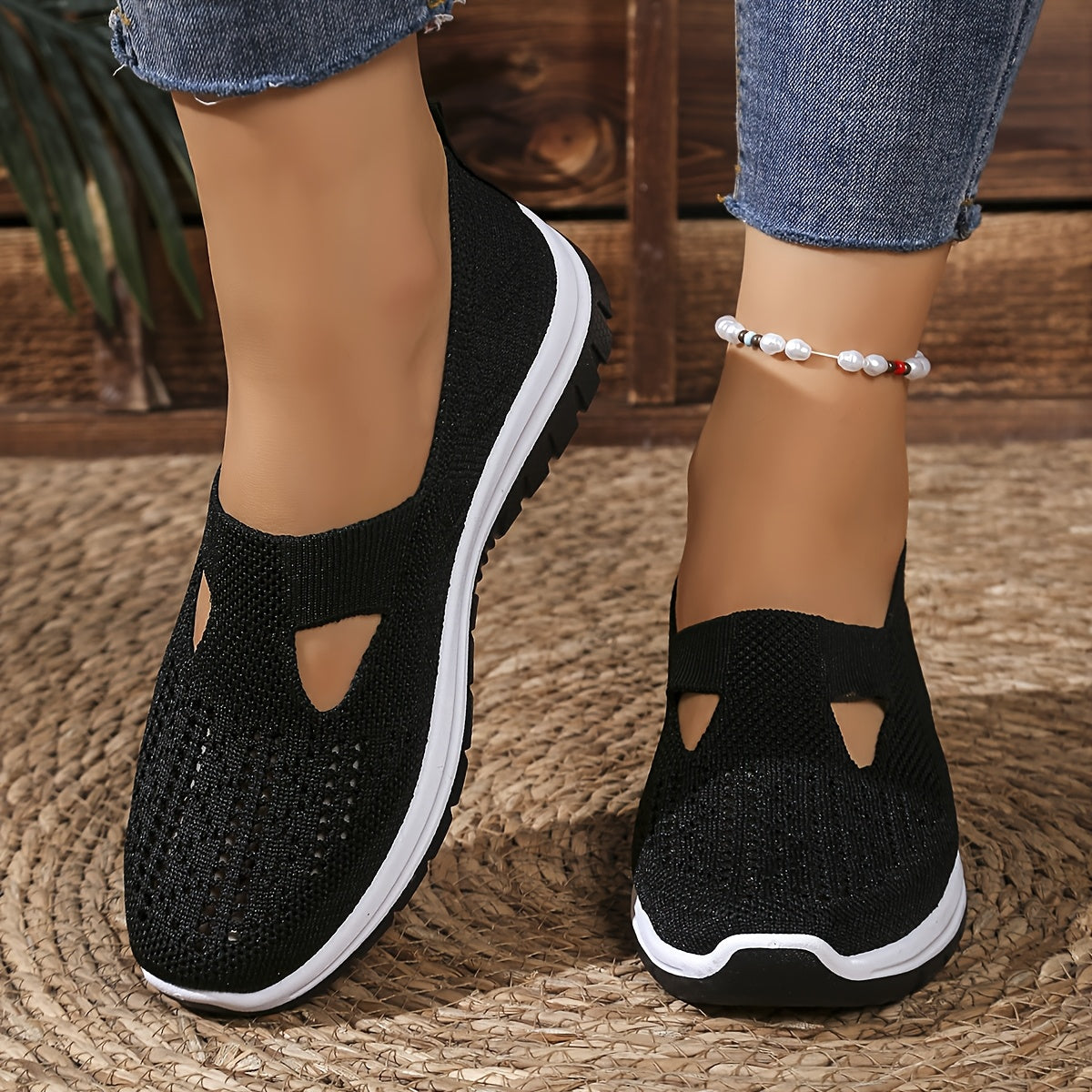 Women's Slip-On Casual Sneakers Breathable Mesh Soft Cushioned Insole