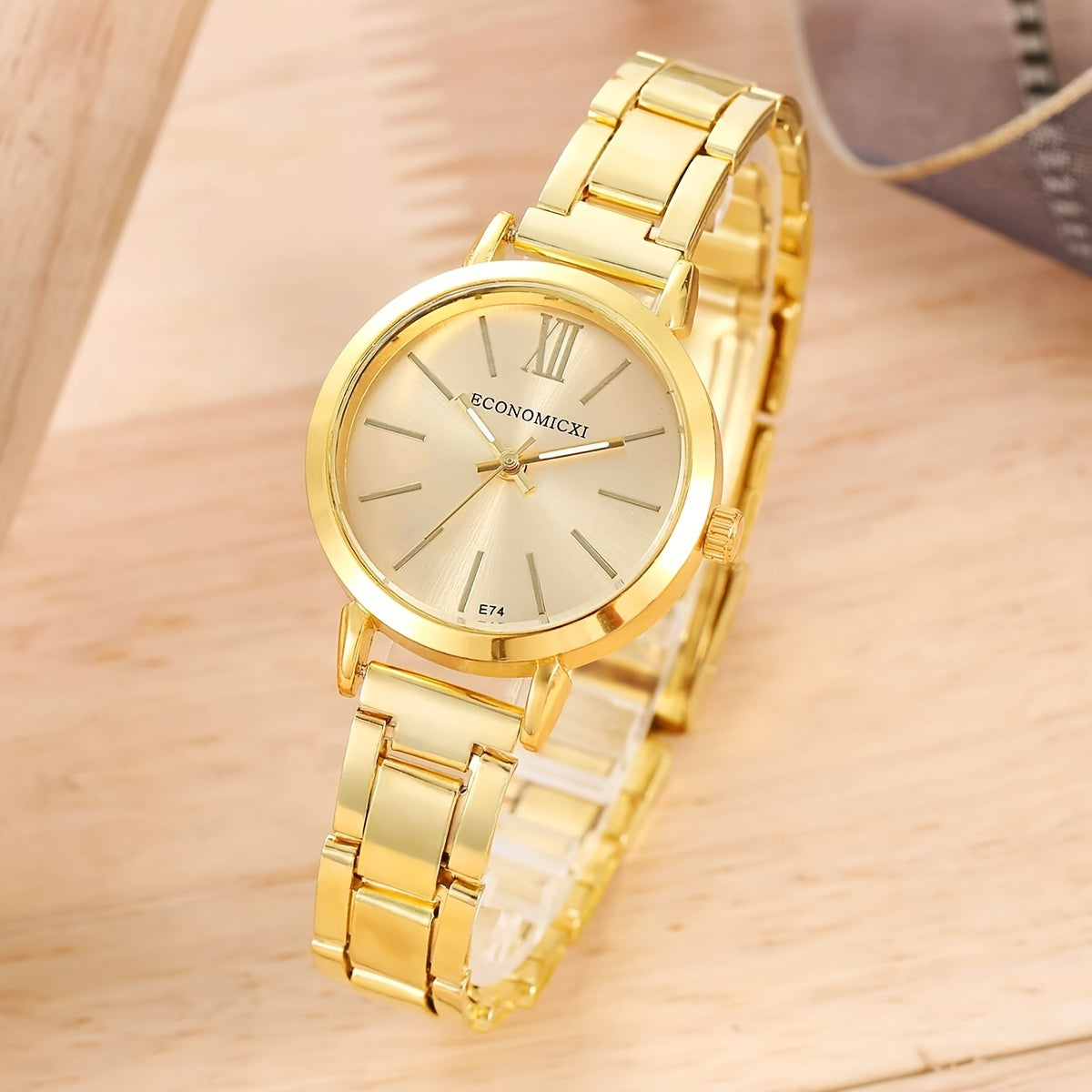 Ayollar uchun kvarts soat to'plami, zink alloy korpusi va taqinchoq bilan, bayram sovg'asi uchun