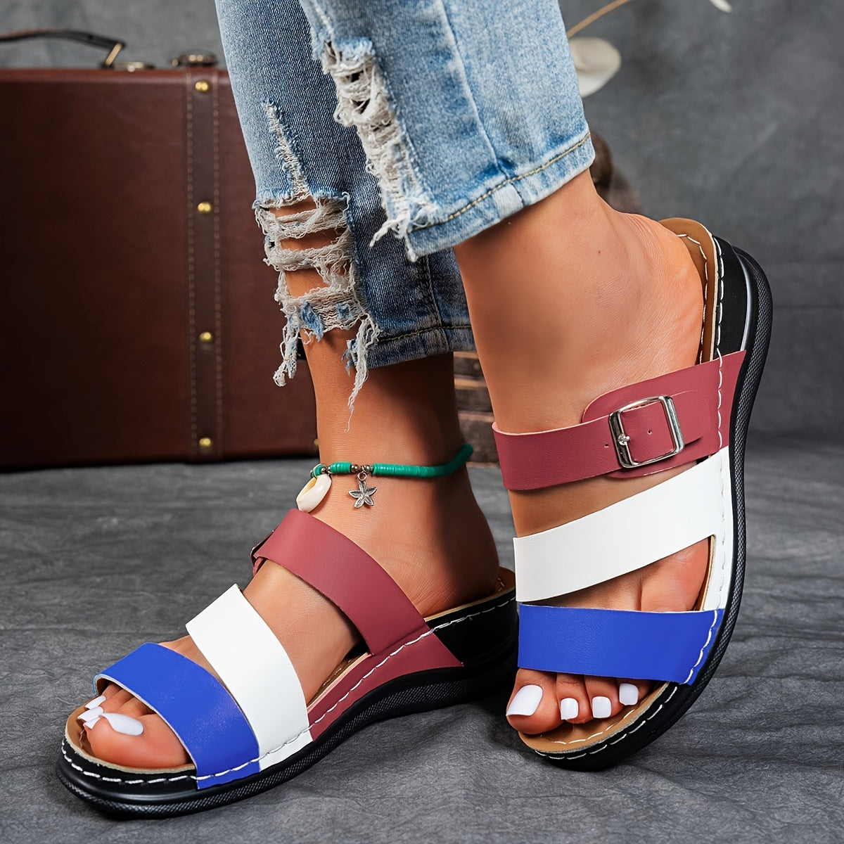 Ayollar yozgi yopiladigan qulay qumli poyabzal, qalin tagli ochiq barmoqli plyaj poyabzali