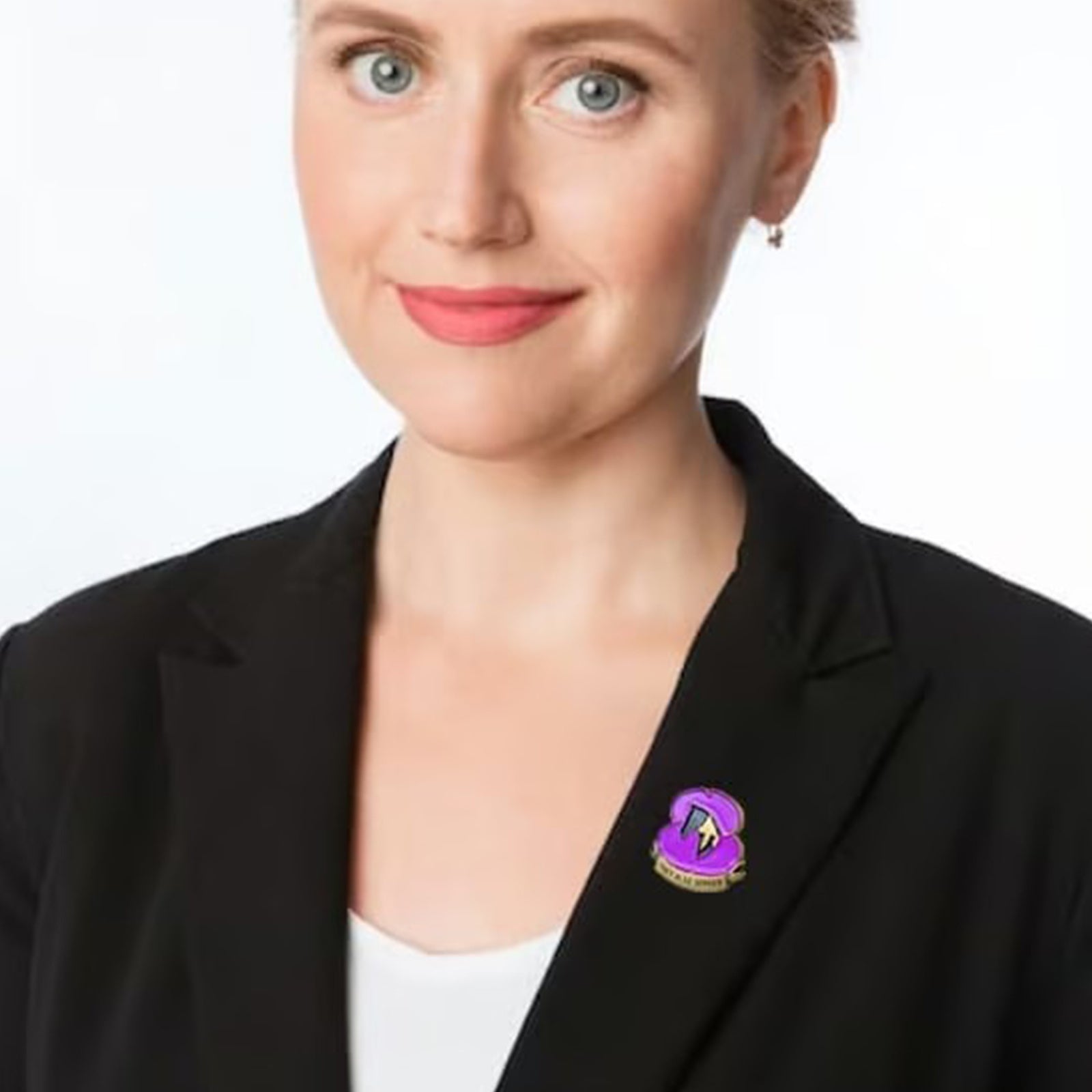 Purple Acrylic Poppy War Horse Brooch Remembrance Pin Military Service Lapel Pin Veterans Support