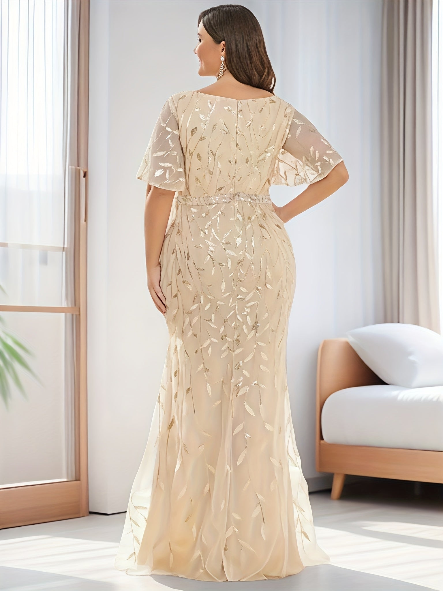 Plus Size Women's Beige V-Neck Long Sleeve Evening Gown Formal Dress