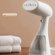 Portativ qo'l steam temir, ABS materialdan, Evropa standartidagi ulagich, 1500W quvvat, 220-240V, uyda foydalanish uchun ideal, ixcham dizayn, ulagich bilan quvvatlanadi, samarali burishlarni olib tashlash