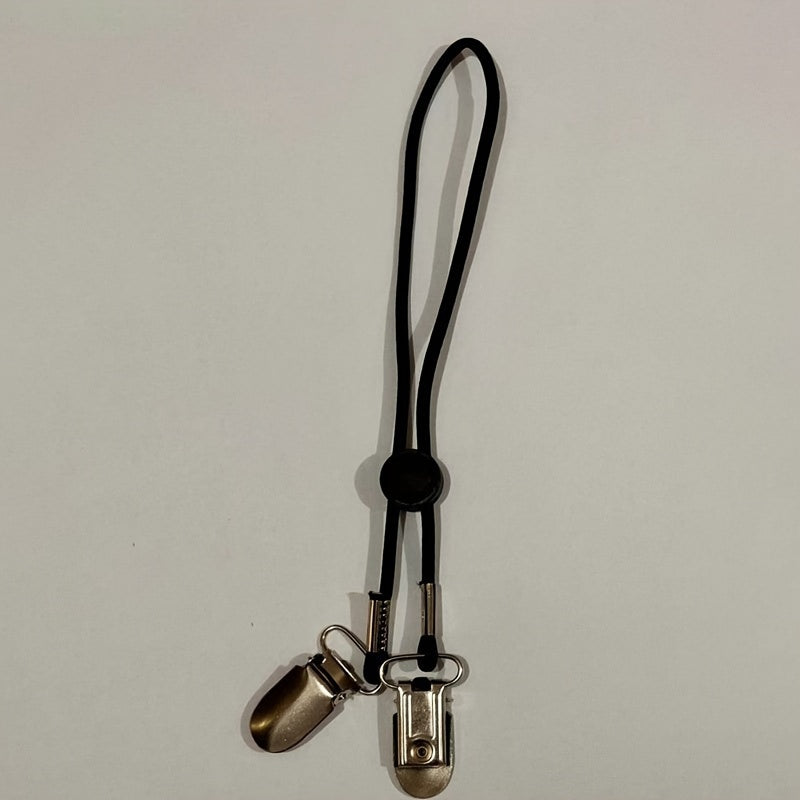 Ko'p funksiyali to'shak varaqi mahkamlagichi, elastik ip va sozlanadigan kliplari bilan - faqat qo'lda yuvish, divan, matras va avtomobil o'rindiqlari uchun sirpanmas ushlagich - bitta parcha