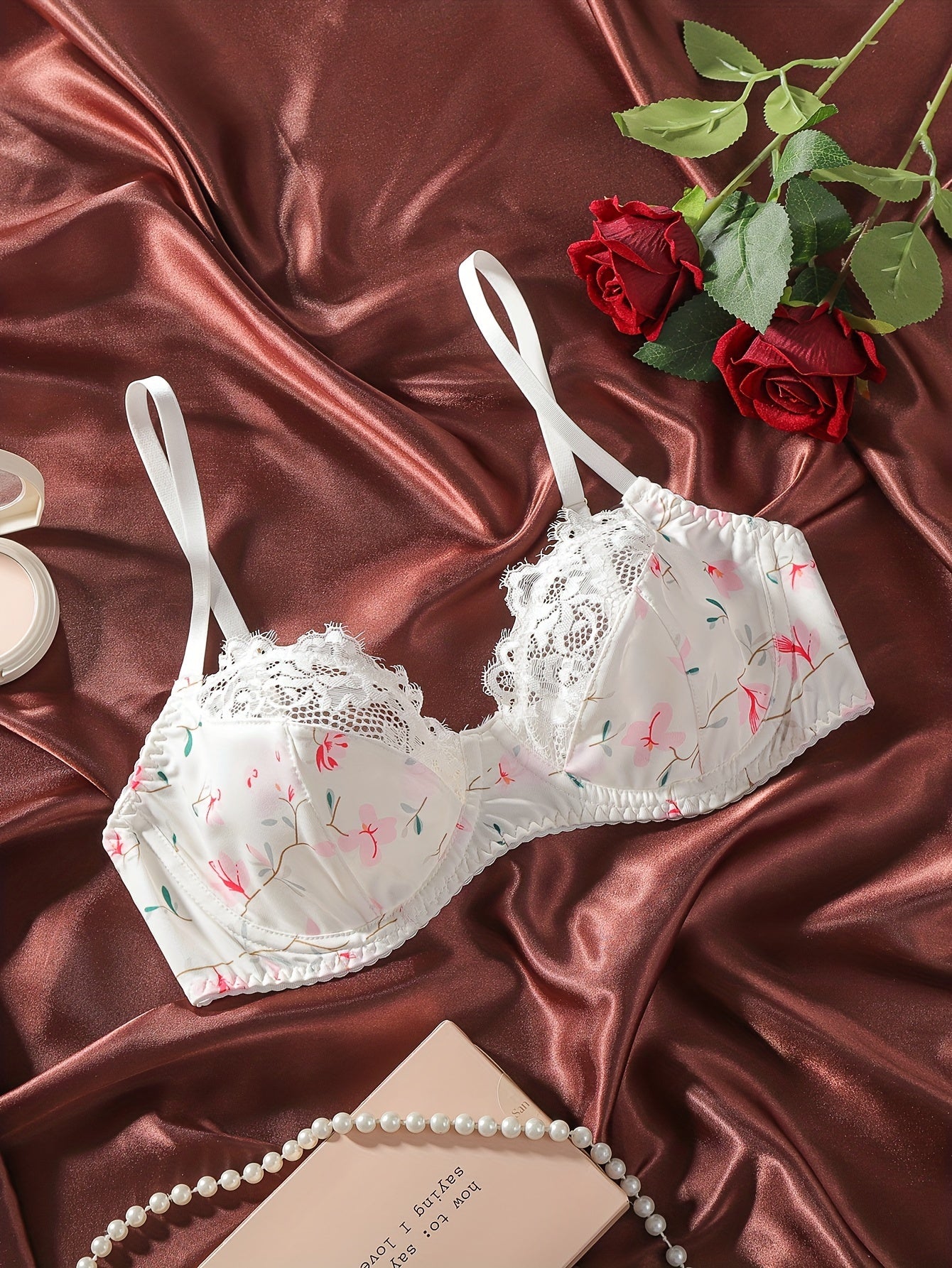 комплект нижнего белья