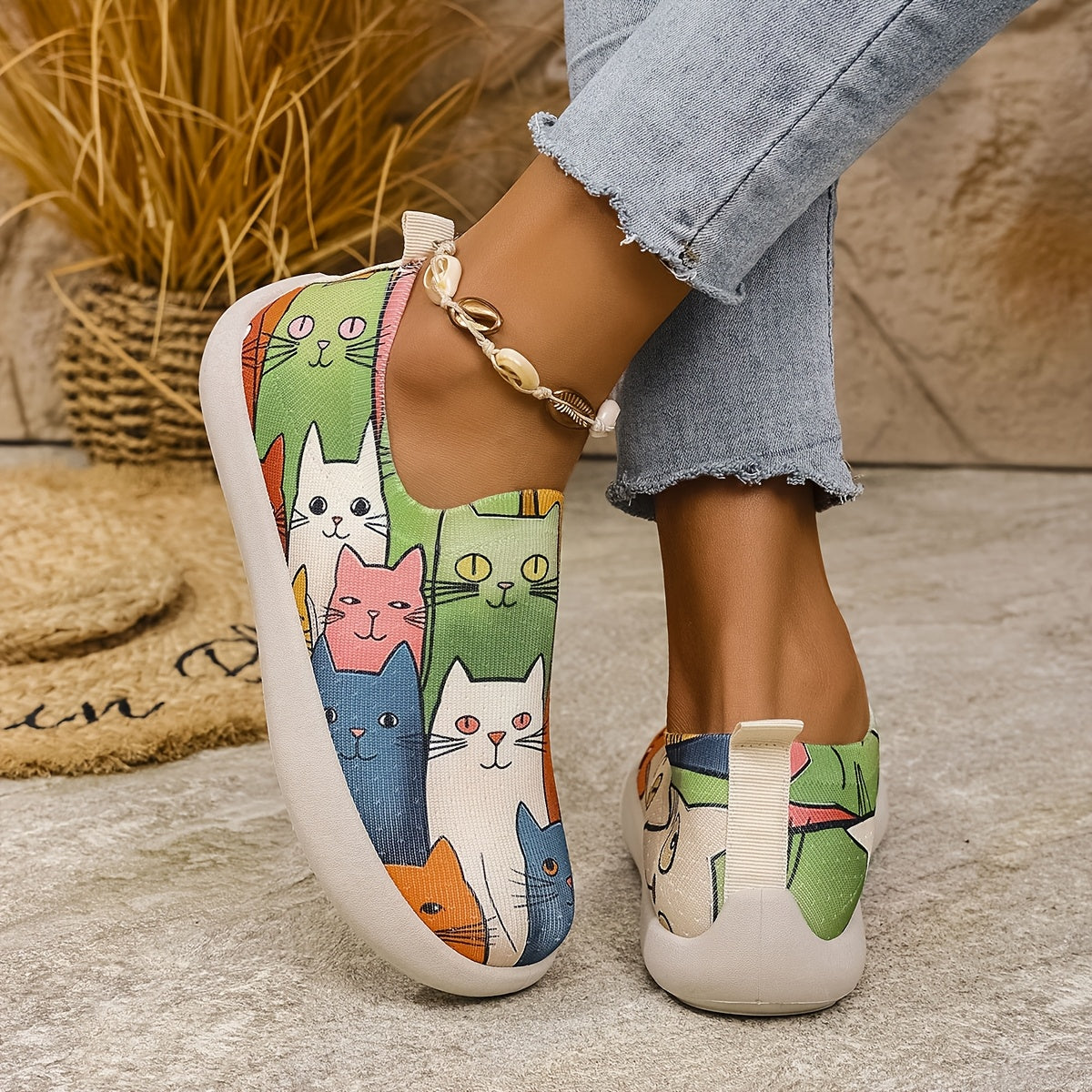 Women's Cat Print Slip-On Sneakers Breathable Mesh Lightweight Casual Shoes