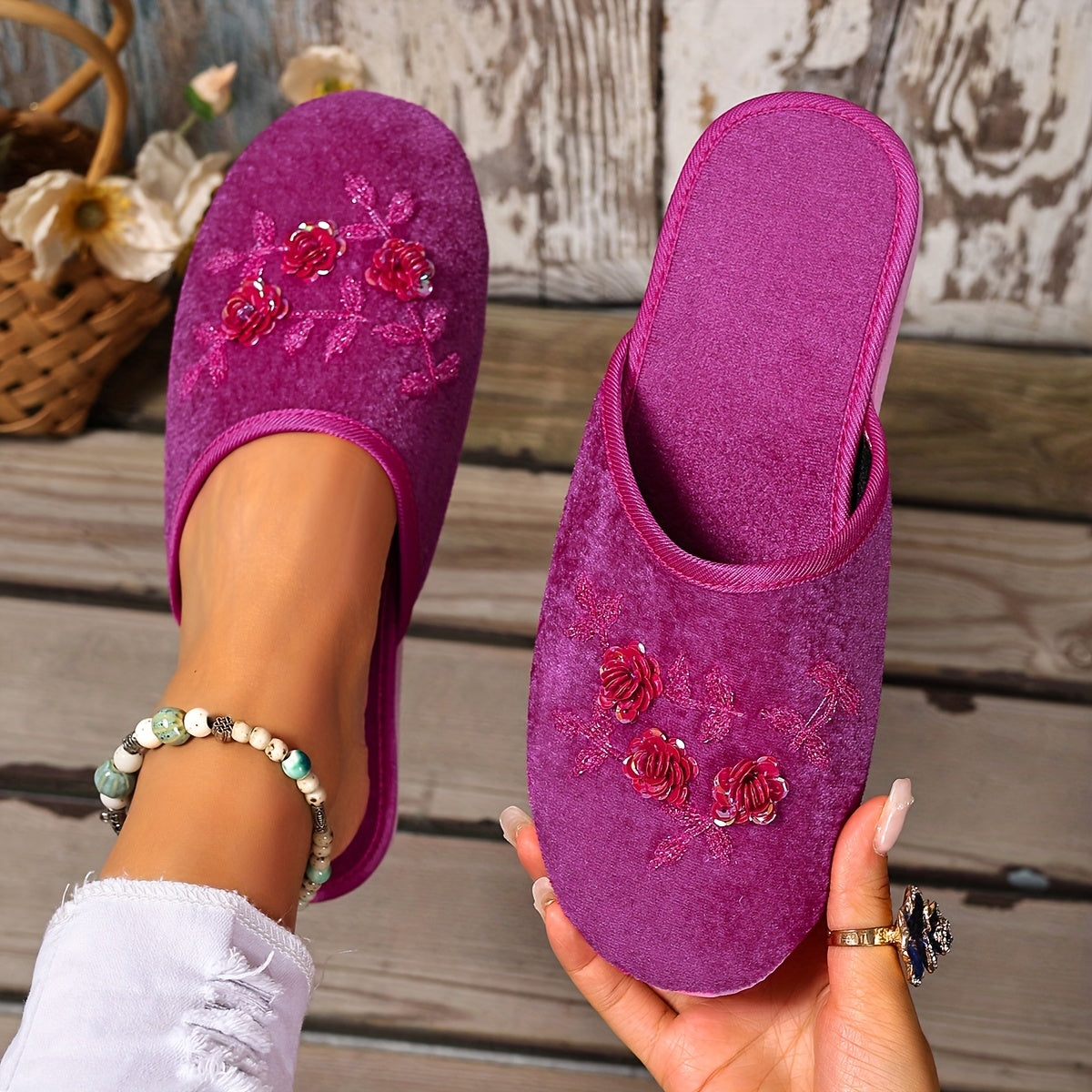 Women Beaded Sequin Floral Slip-On Slippers with EVA Sole for Indoor Outdoor