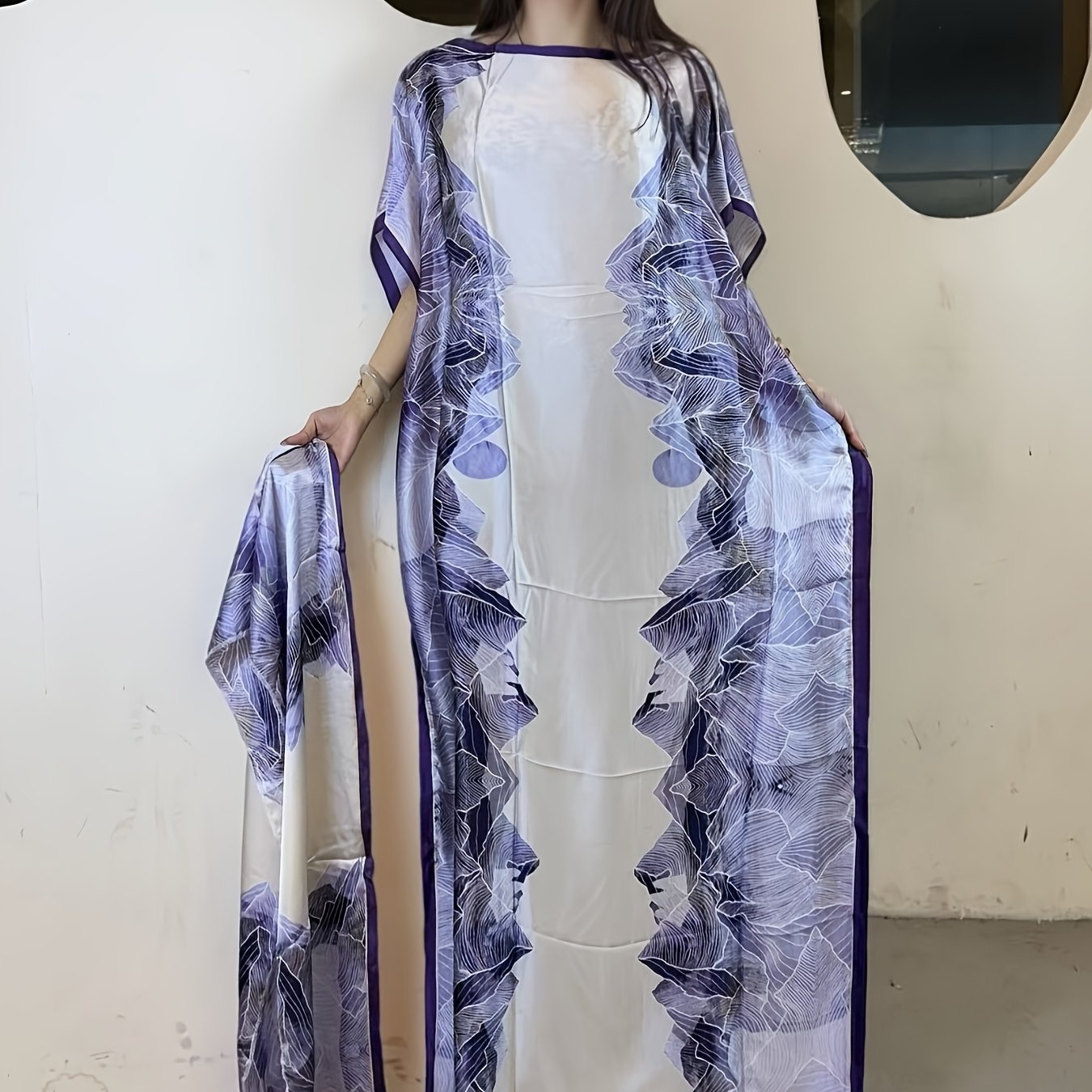 Ayollar uchun gul bosimli boat neck abaya maxi kiyi batwing ko'krakli bilan