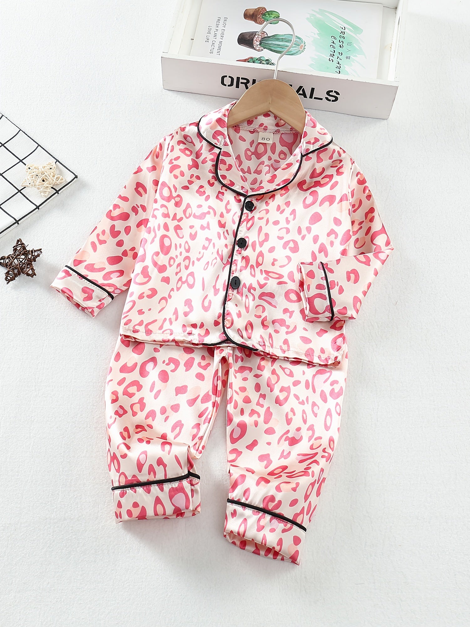 Children's Long Sleeve Leopard Print Pajama Set for Kids 12 and Under