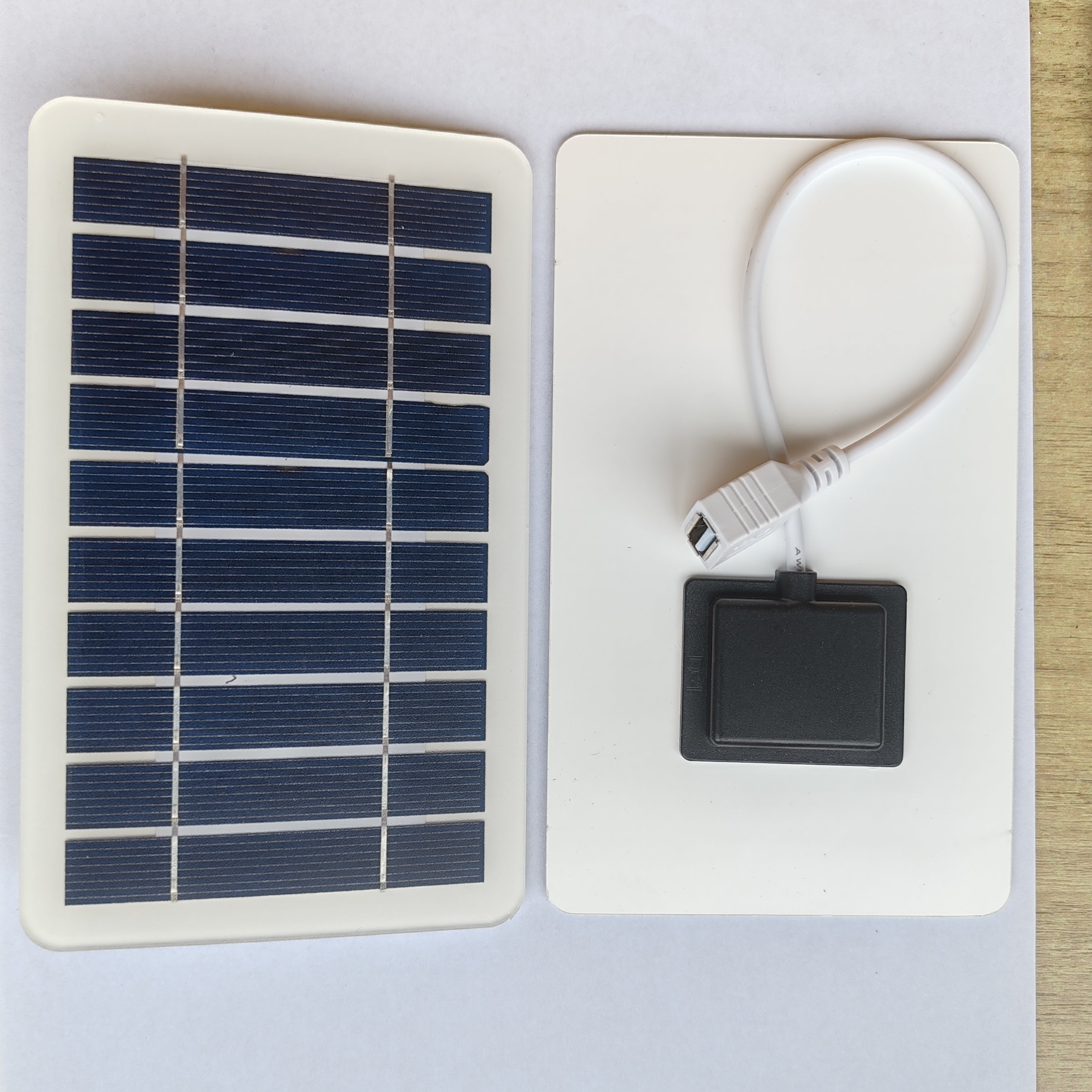 Portable Solar Panel with USB Output for Camping and Outdoor Travel