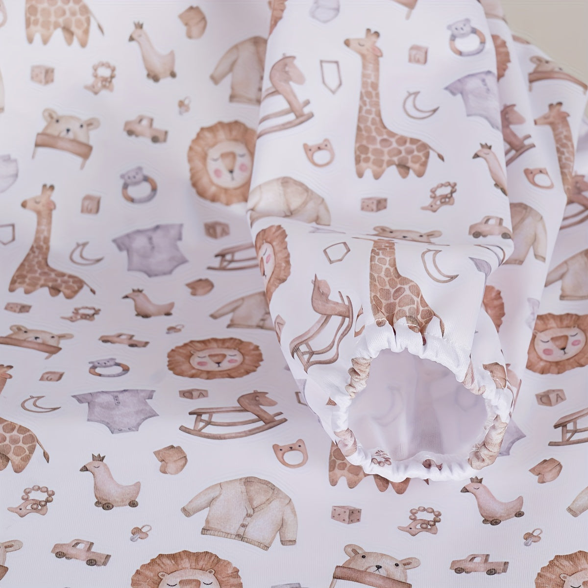 Long Sleeve Waterproof Feeding Bib with Hook and Loop Closure for Messy Meals