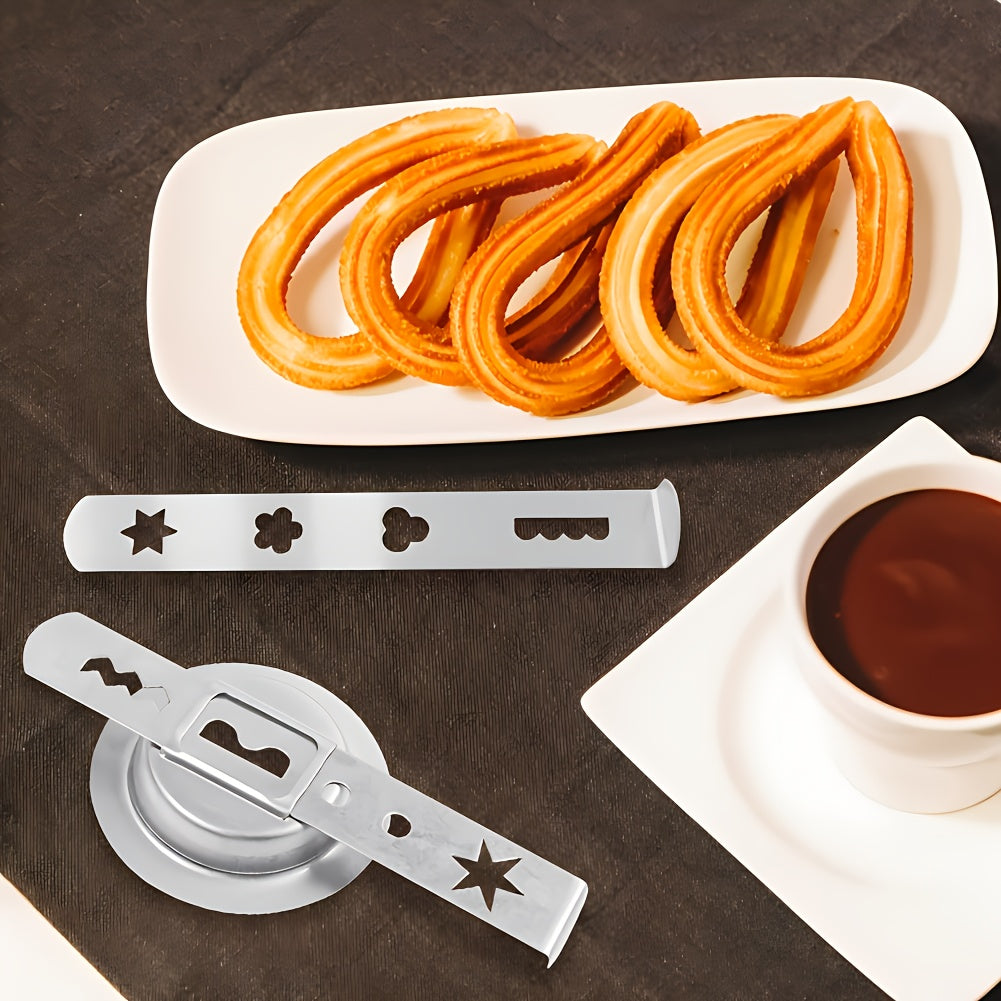 8 ta naqshli pirojnoe qo'shimchasi va zanglamaydigan po'latdan yasalgan pechene qo'shimchasi, ulanish halqasi va 5-o'lchamli go'sht maydalagich uchun pechene qolipi bilan birga, 3 dona o'z ichiga oladi.